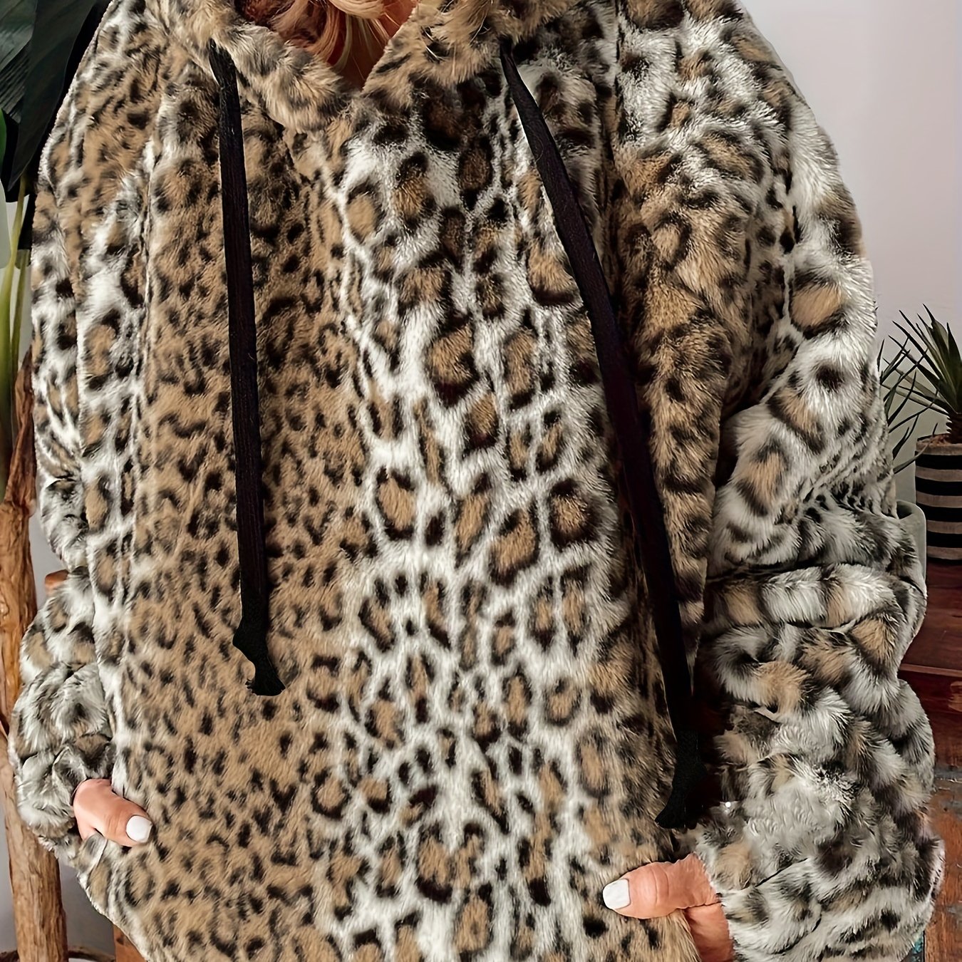Women's Plus Size Leopard Print Fleece Hoodie with Pockets and Drawstring