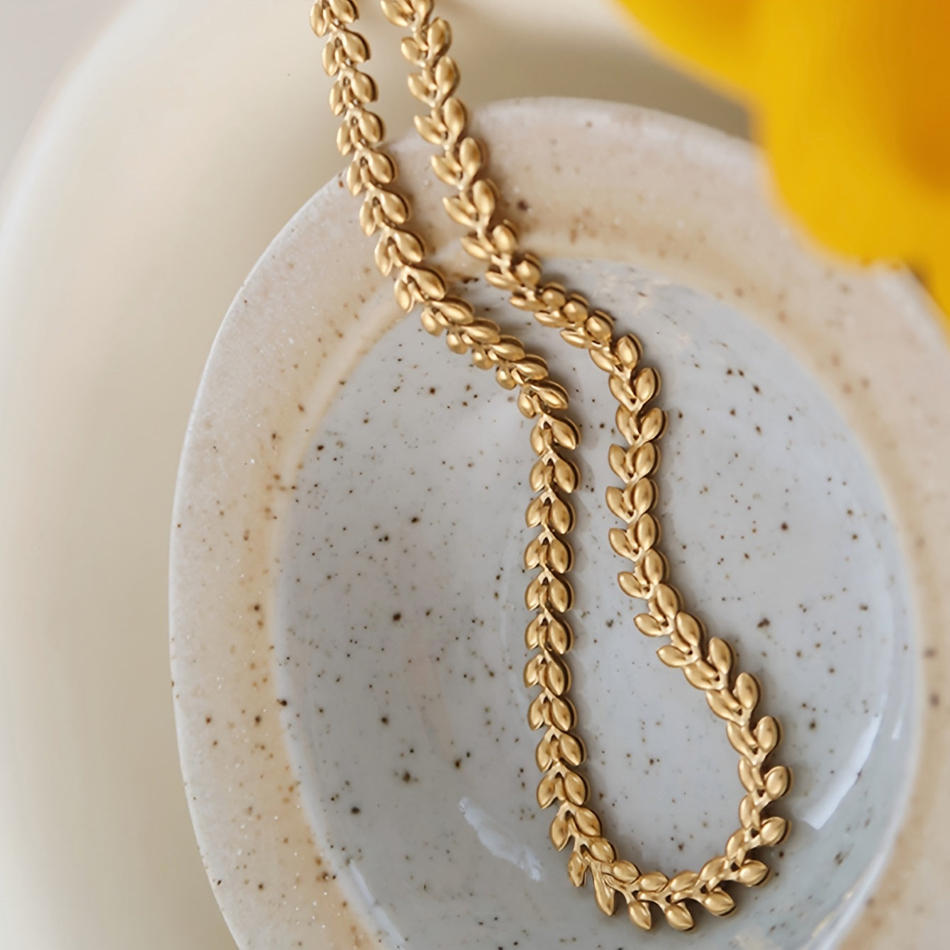 Women’s Gold-Plated Stainless Steel Necklace with Wheat Ear Design Clavicle Chain