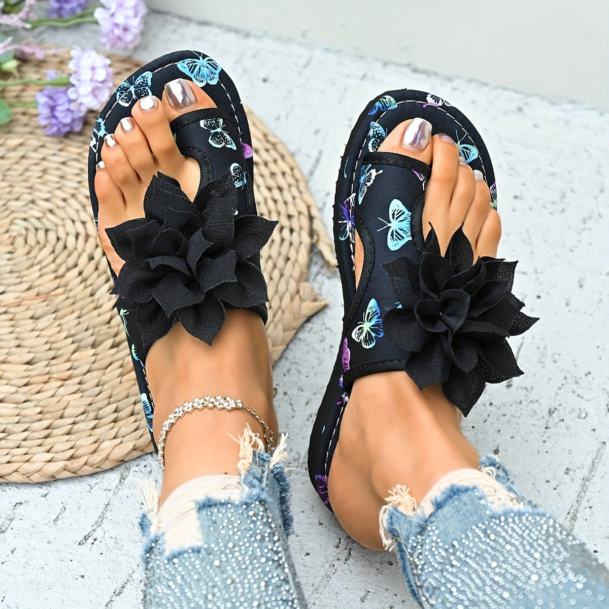 Ayollar uchun yozgi oddiy kapalak gul slippers sayohat va ta'til uchun