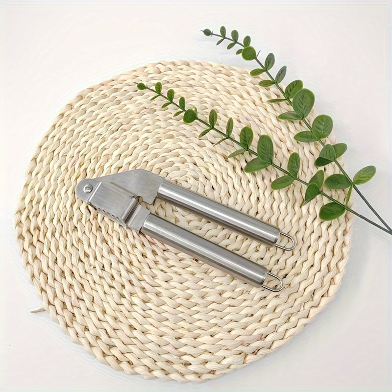 Qora va oltin rangli zanglamaydigan po'latdan yasalgan sarimsoq bosish mashinasi 19.5cm Qo'lda oshxona sharbati chiqaruvchi, oson tozalash