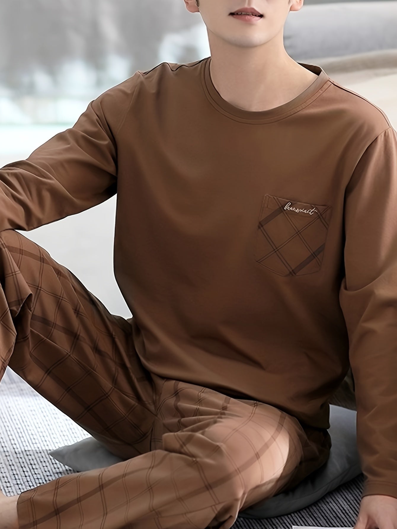 Men's Casual Pajama Set Long Sleeve Crew Neck Top Plaid Pants with Pockets Polyester Blend