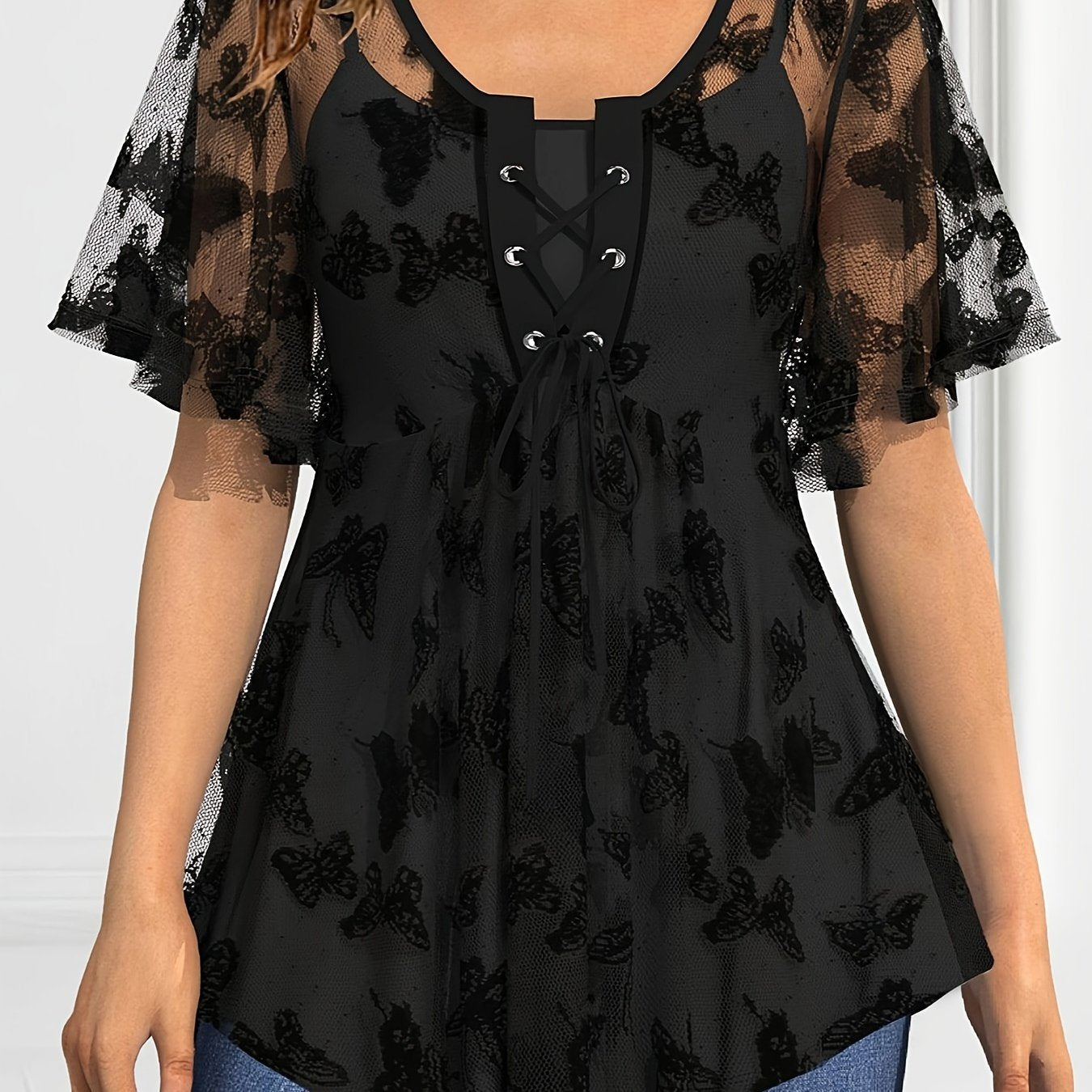 Women's Plus Size Butterfly Pattern Short Sleeve Top Lace Up Lace Top