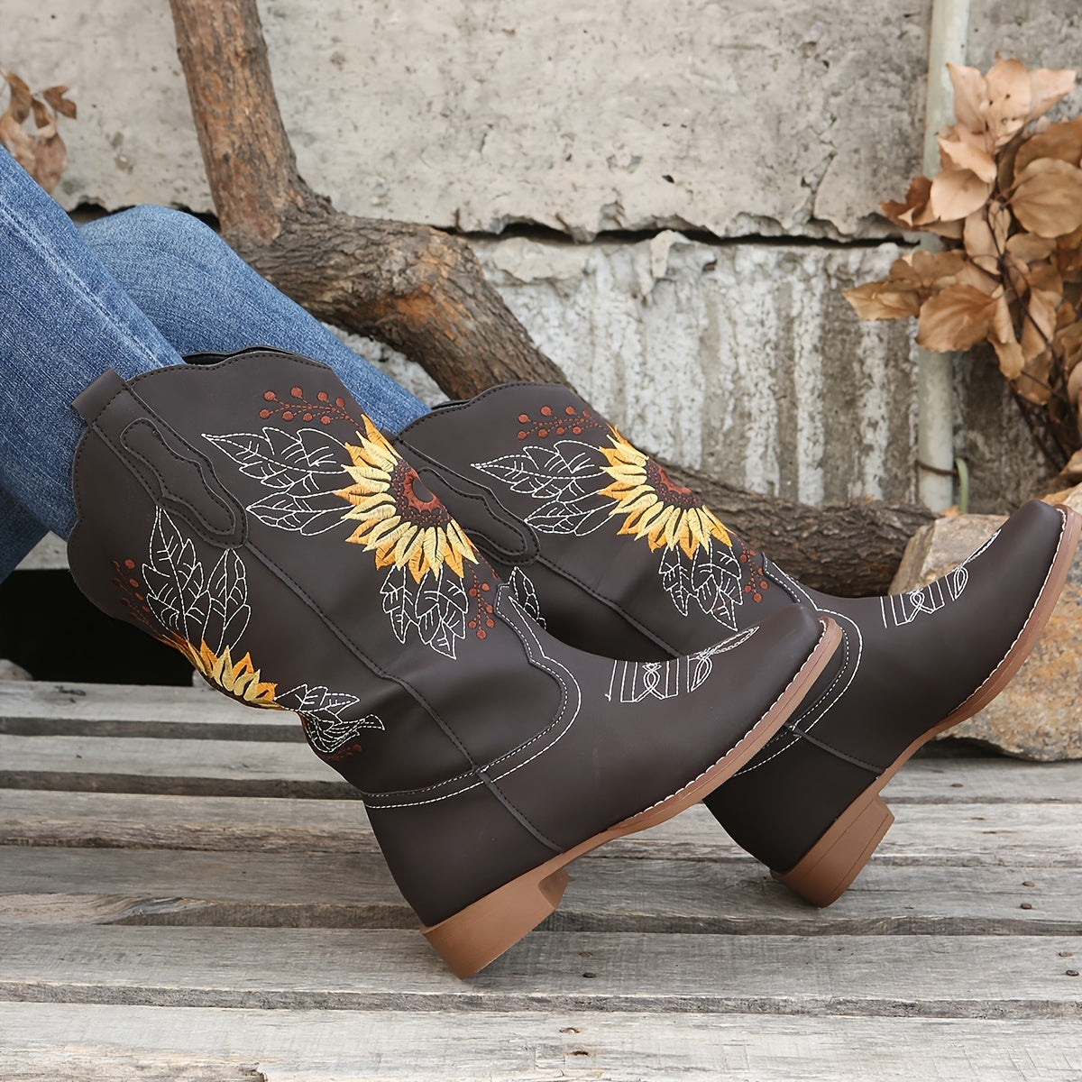 Women's Faux Leather Embroidered Mid Calf Western Boots