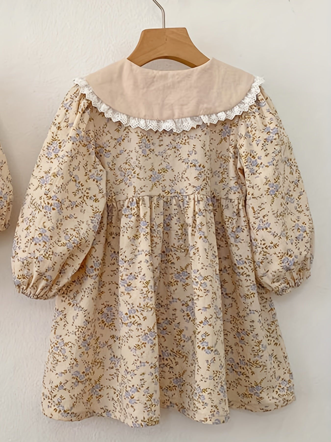 Girls' Cotton Floral Lace Long Dress with Doll Collar for Spring and Fall