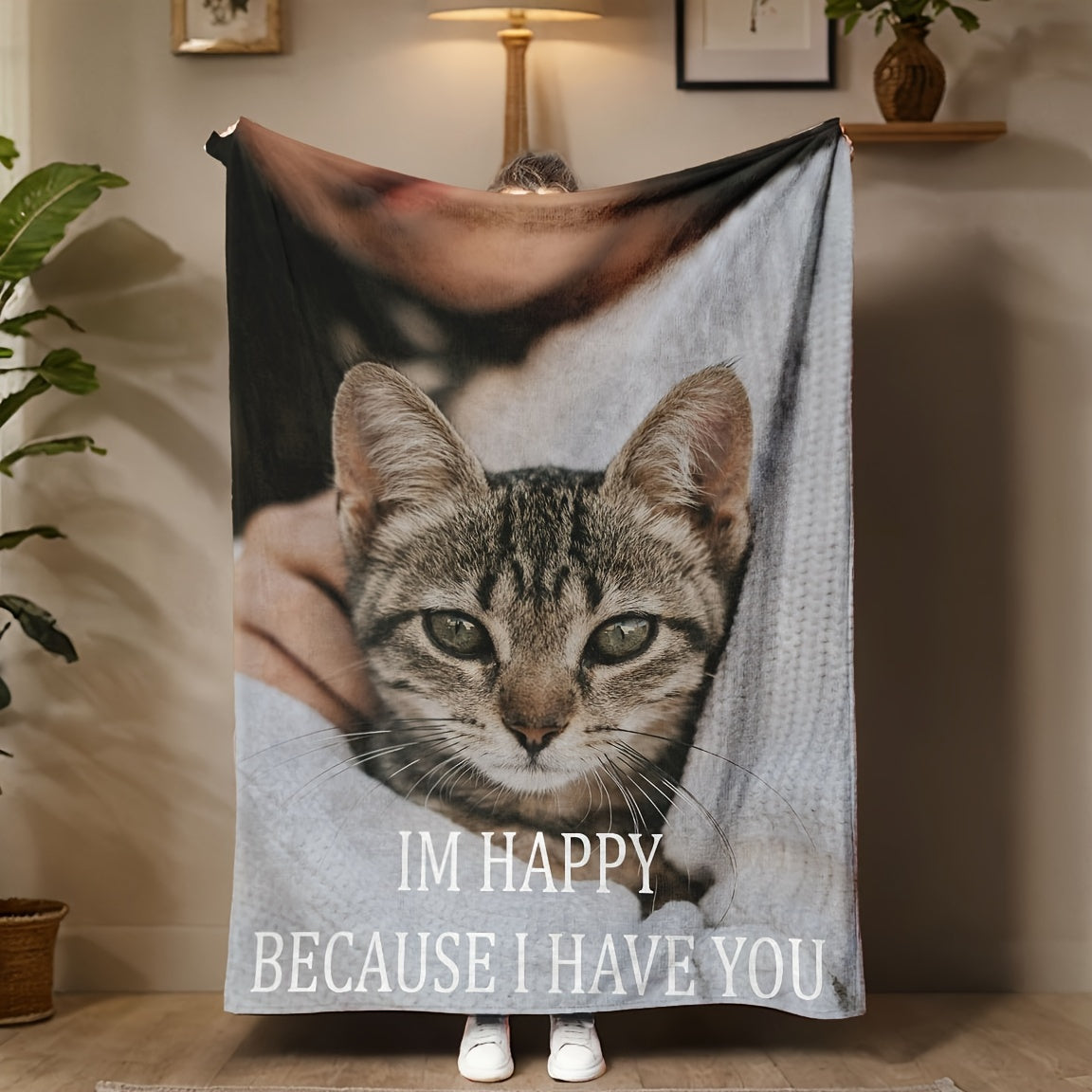 Personalized Fleece Blanket with Vibrant Colors, Soft Polyester, Modern Design, Suitable for All Seasons