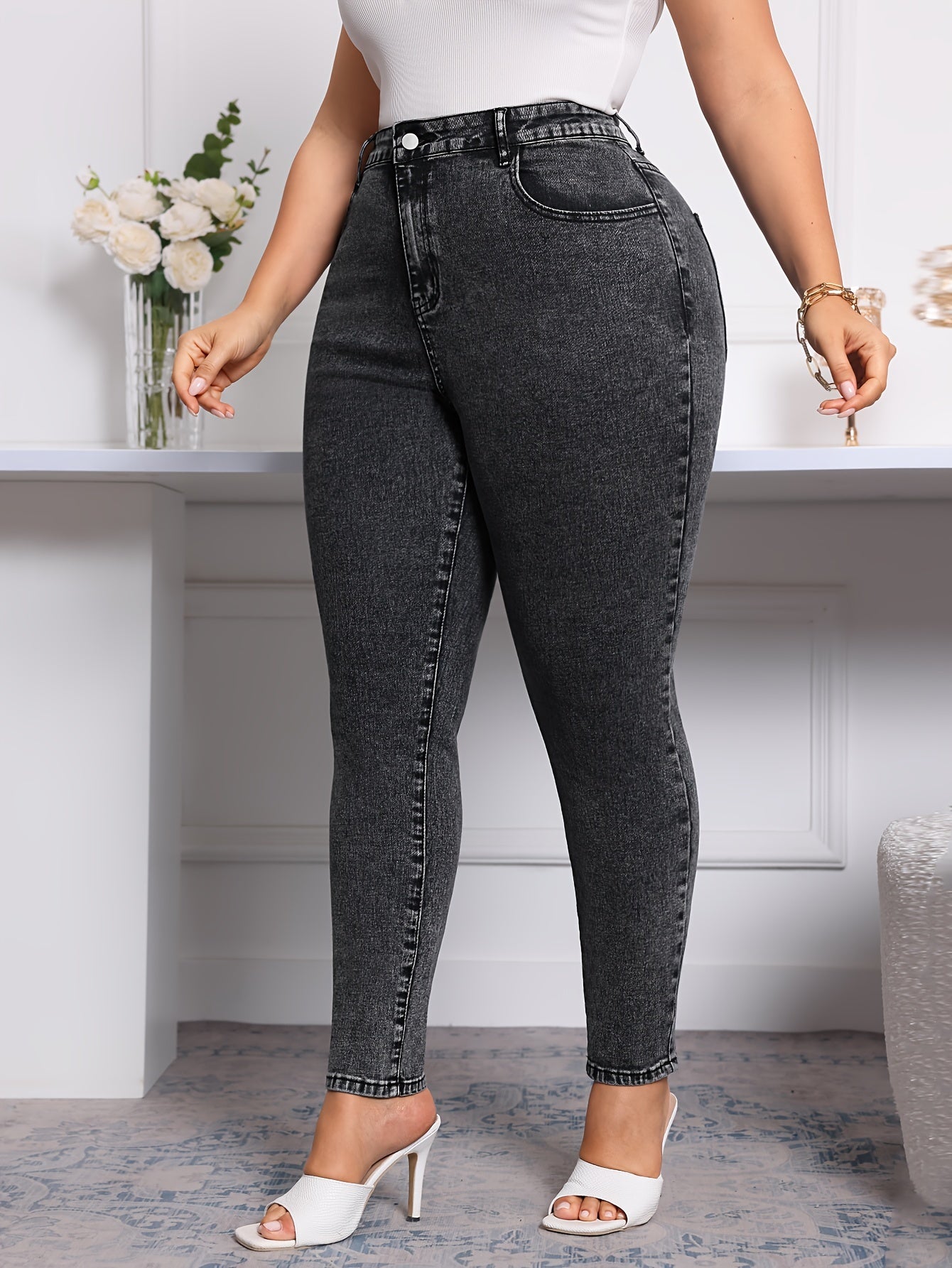 Plus Size Skinny Jeans for Women High-Waist Stretch Denim Pockets