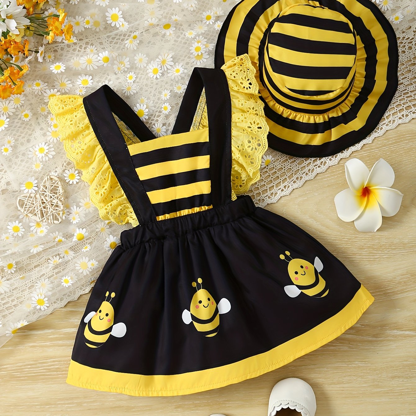Girls Summer Dress Set with Matching Sun Hat Bee Ladybug Striped Ruffle Trim Polyester