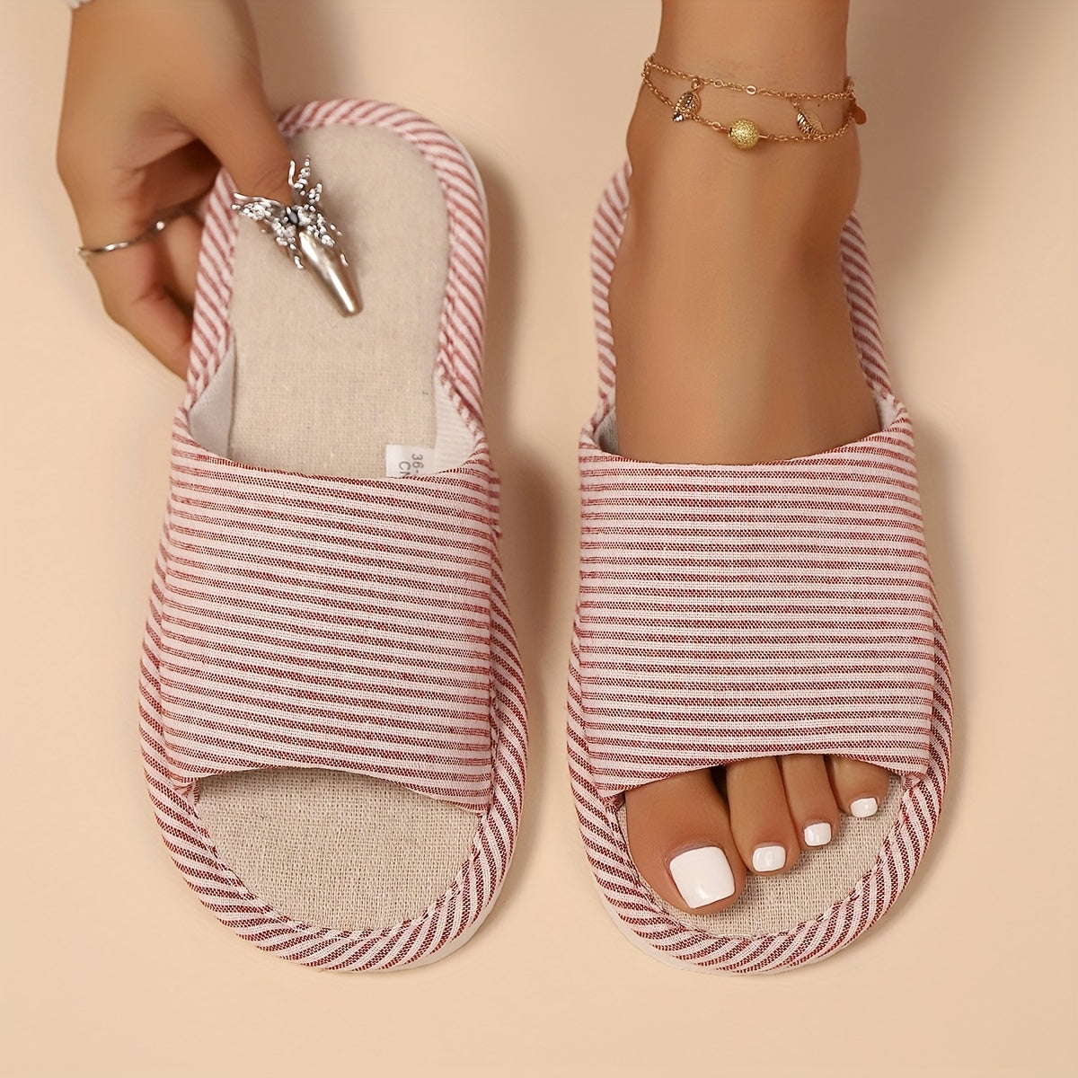 Women's Striped Slip-On Slippers Breathable Fabric Indoor Outdoor Shoes