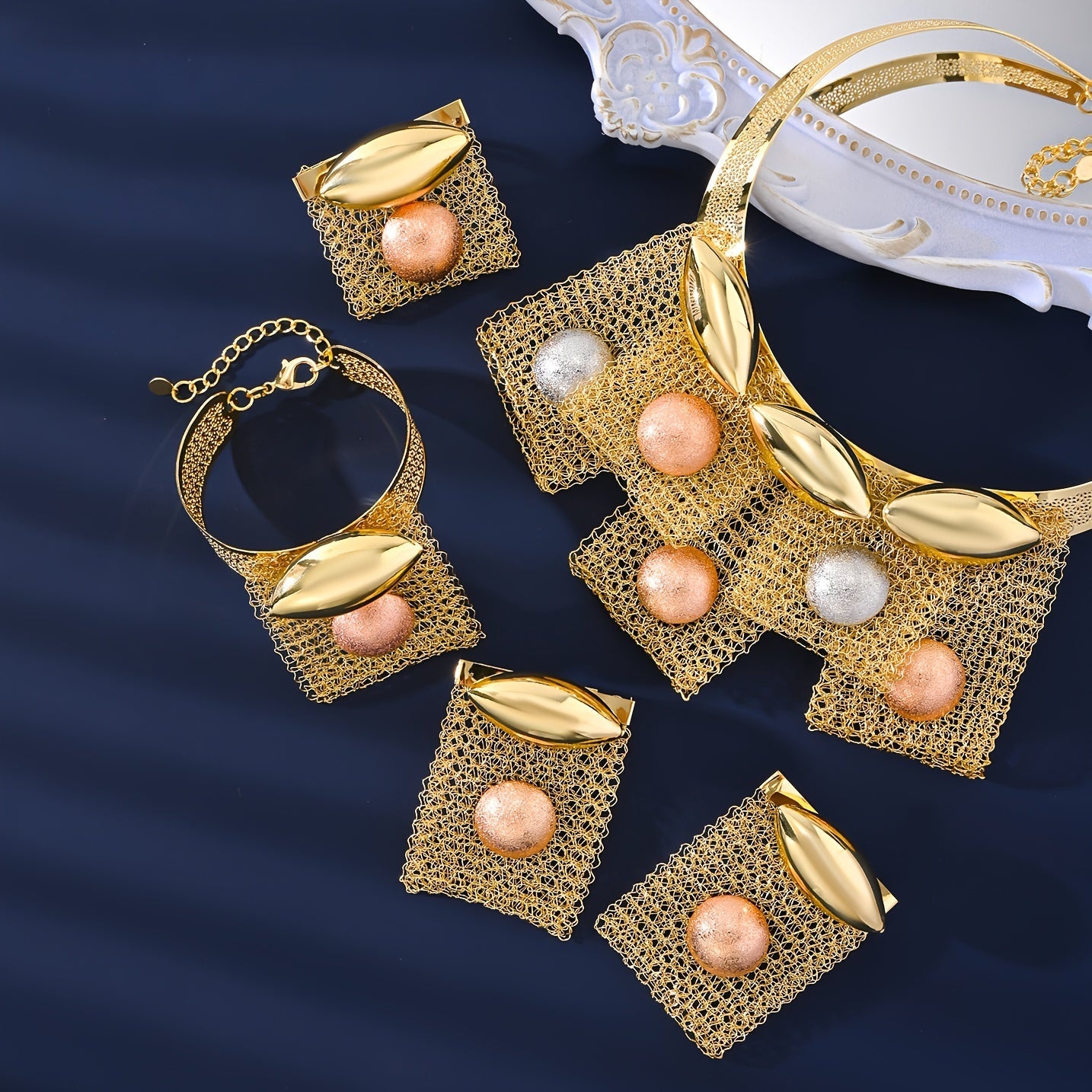 Bridal Jewelry Set 18K Gold-Plated Vintage Necklace Earrings Bracelet for Wedding and Party