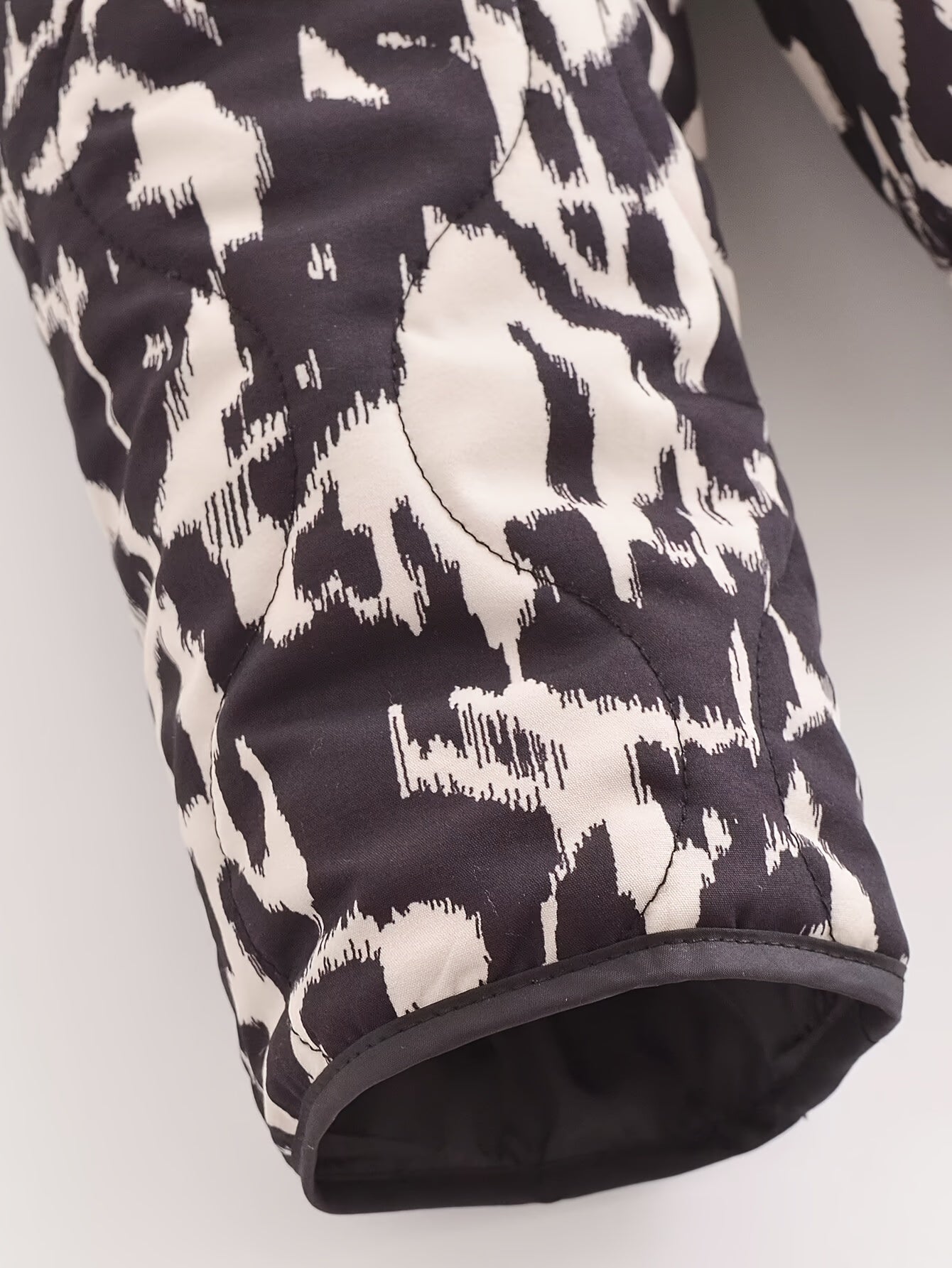 Women's Tie Dye Quilted Jacket with Button Detail Polyester Casual Long Sleeve