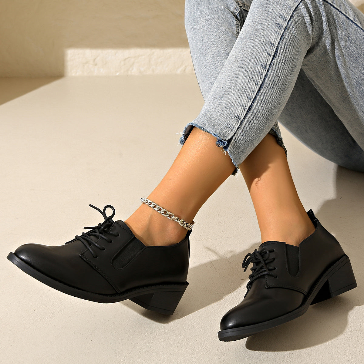Women's Black Synthetic Lace-Up Shoes Formal Casual Round Toe Comfort