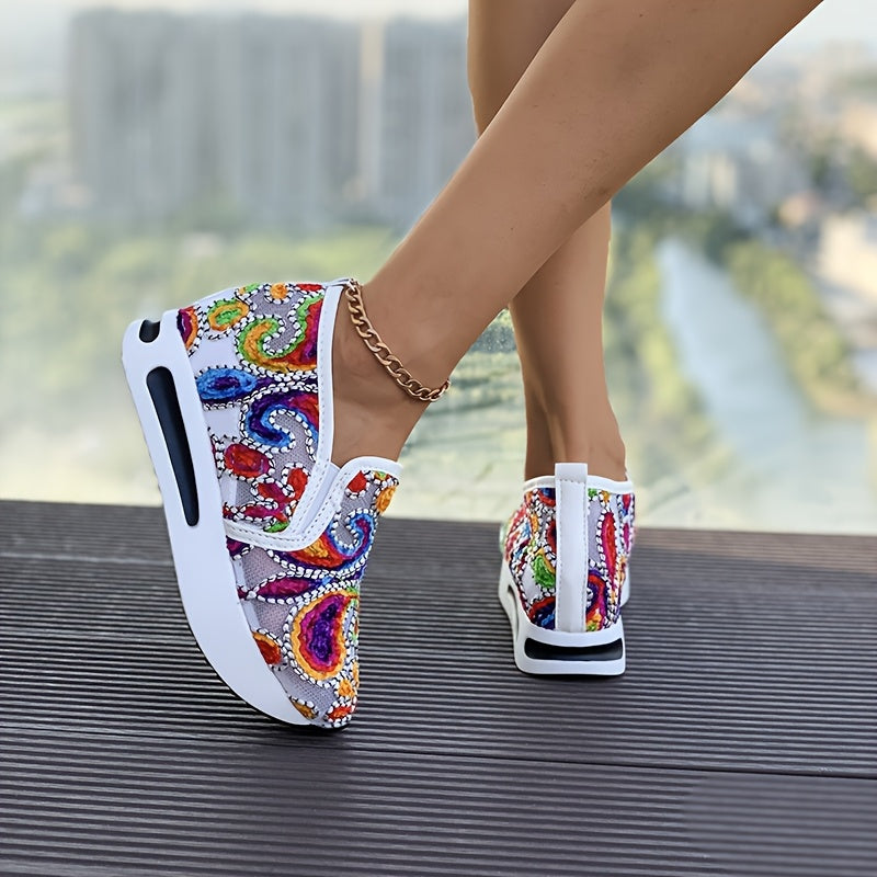 Zapatos casual ligeros y cómodos con aumento de altura interior bordado para mujer