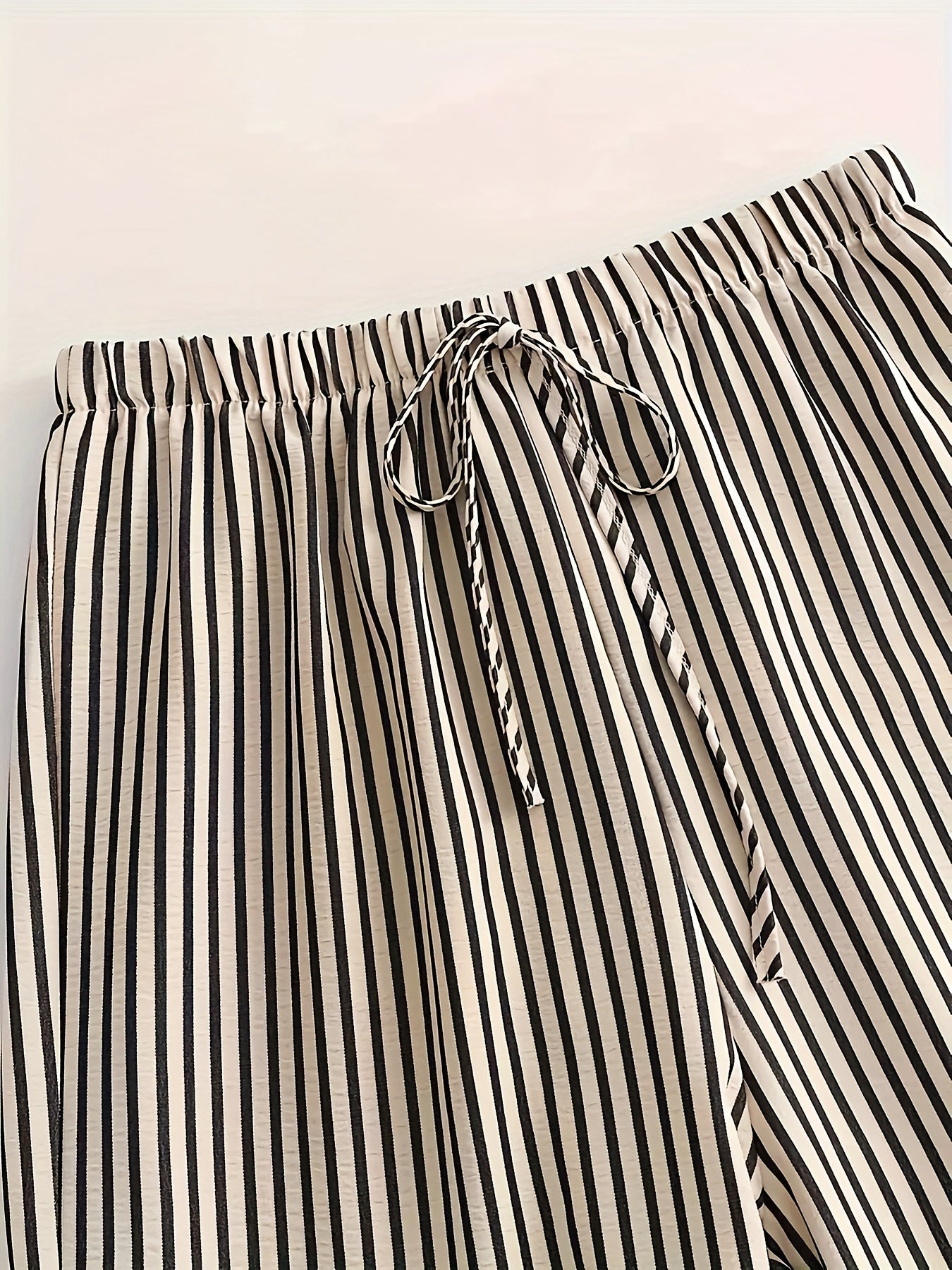 Women's Casual Striped Shorts Lightweight Polyester Black White Summer Vacation
