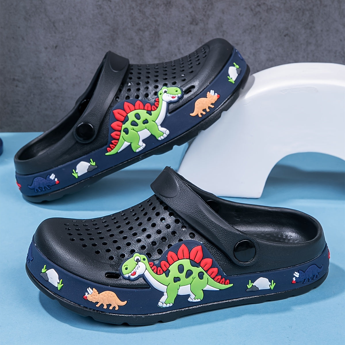 Kids' Cartoon Soft Sole Clogs for Boys and Girls Breathable Lightweight Indoor Outdoor Beach