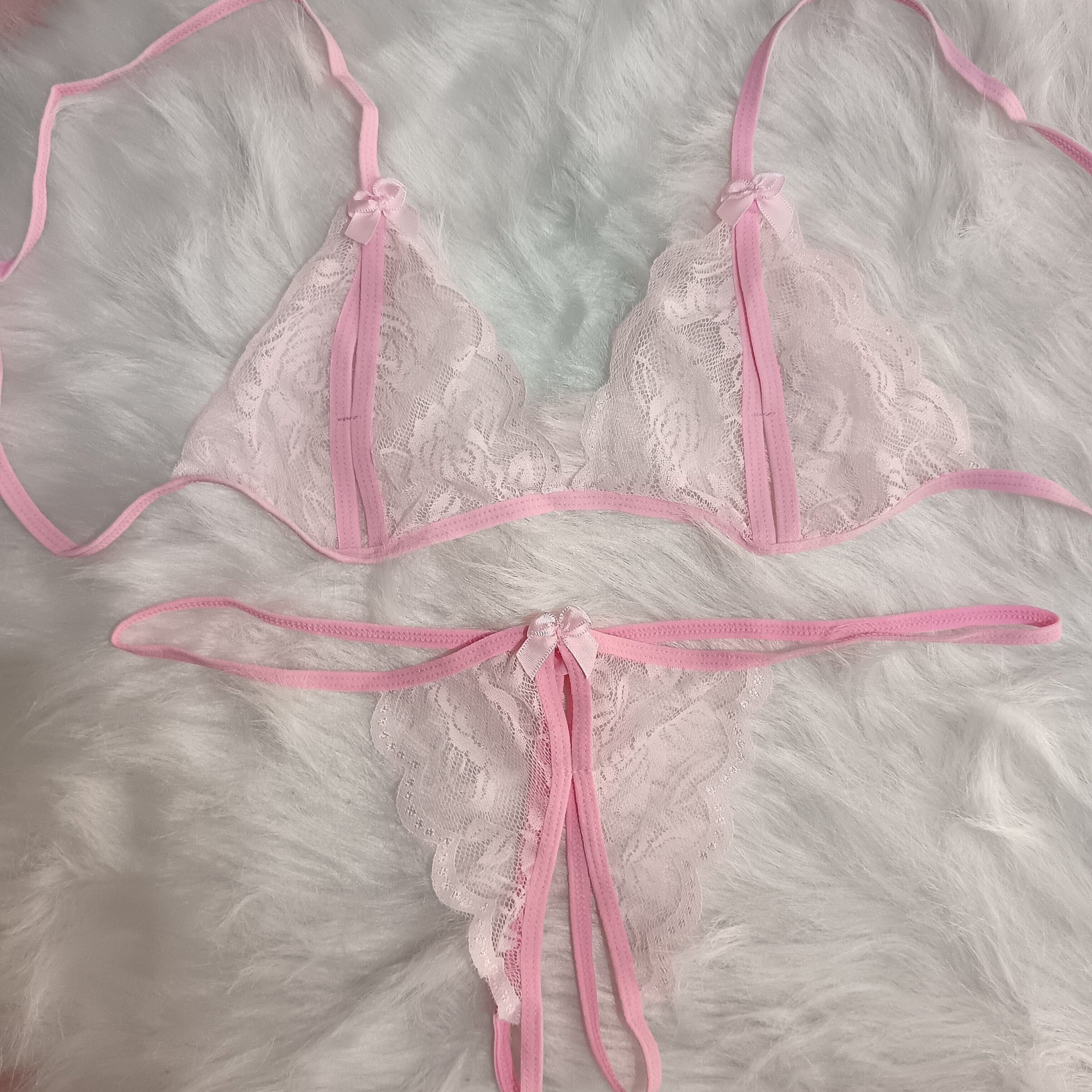 Conjunto de lencería de tul para mujer con pantalones con abertura seductora