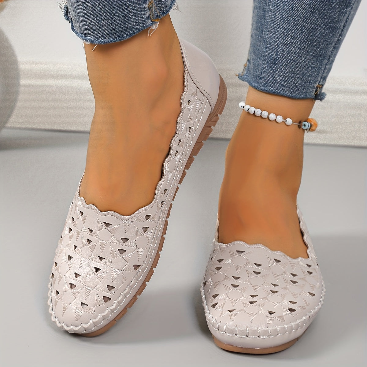 Women's White Faux Cover Slip-On Flat Shoes Casual Formal All-Season