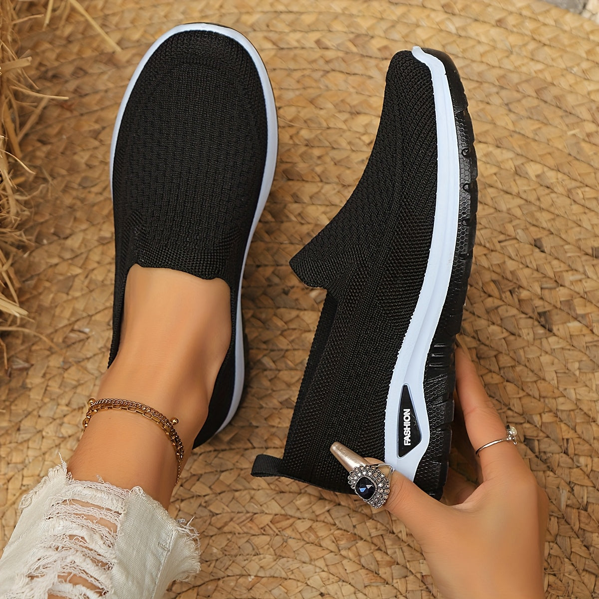 Women Old Beijing Cloth Shoes Black Non-Slip Soft Sole Comfort Shoes