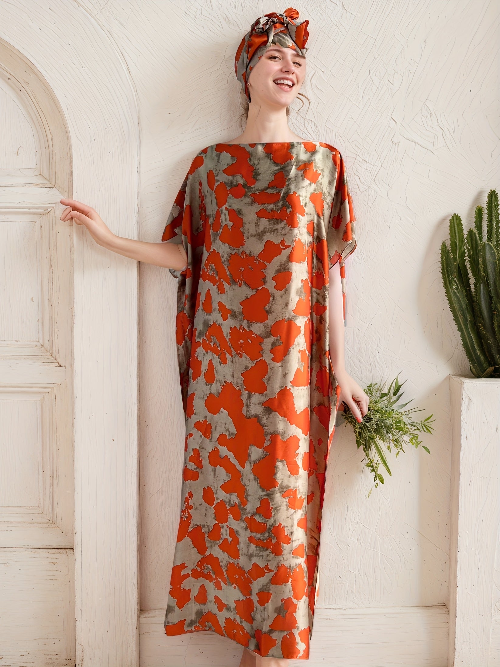 Ayollar uchun katta o'lchamli gullik bosma maxi kiyim va sharf, apelsin rangli nuqta bilan