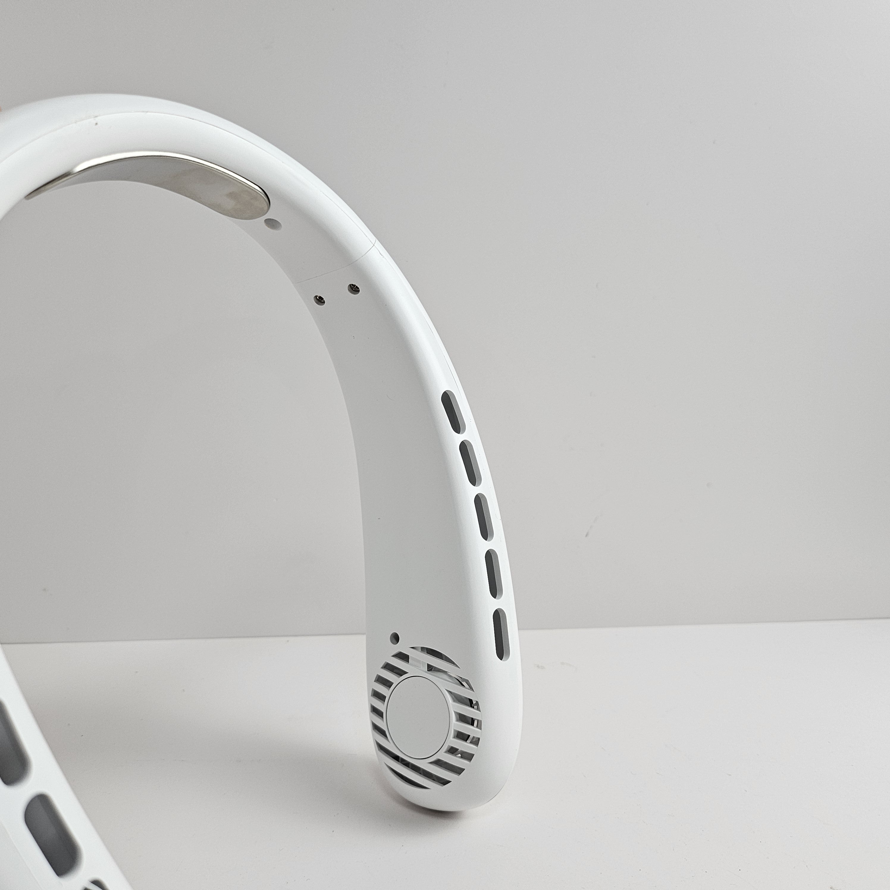 Mini USB Rechargeable Portable Fan with Adjustable Speeds and Quiet Operation for Travel Home Gym Beach