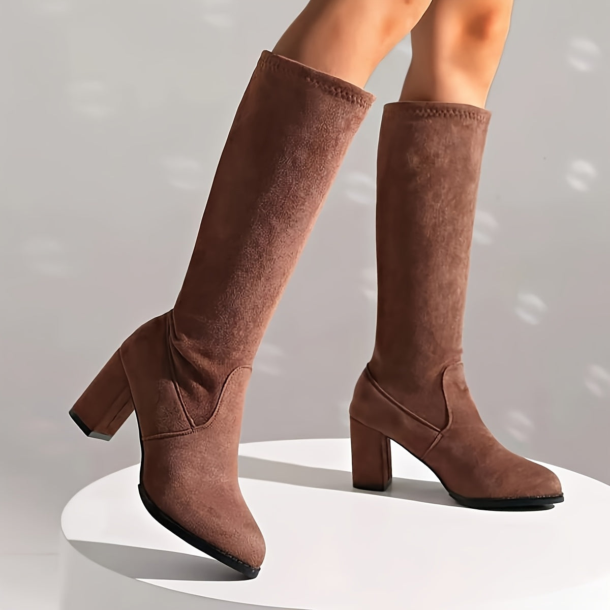 Женские полусапожки на низком каблуке с искусственным мехом, без шнурков, черные, с квадратным носком и массивным каблуком