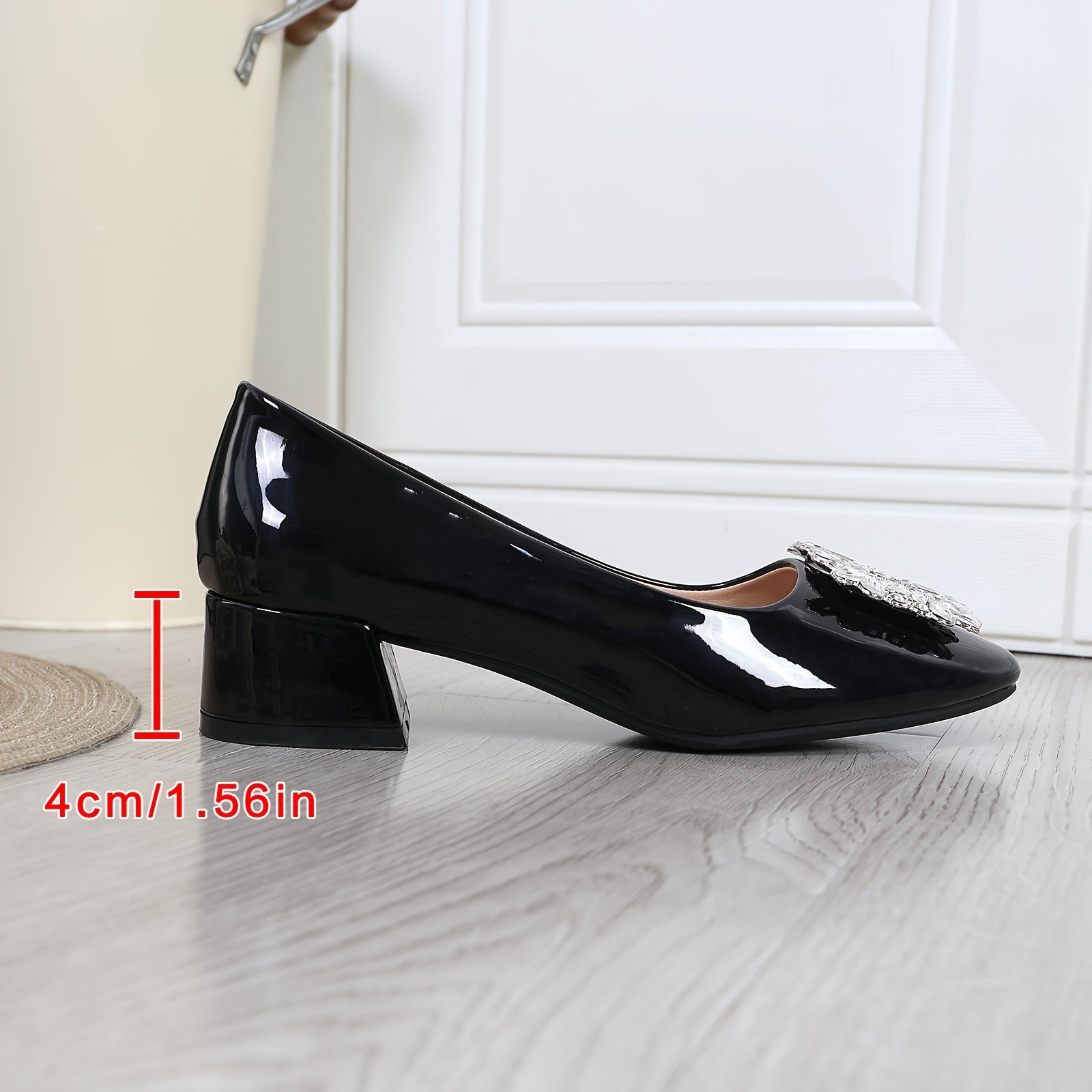 Women's Breathable Solid Color Square Toe Shoes Large Size Comfortable Flats