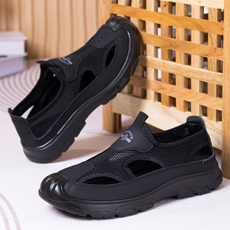 Erkaklar uchun mo'ljallangan, yumshoq PU materialdan tayyorlangan, bir rangli, yumaloq barmoq uchi bilan tasodifiy kiyim va yugurish uchun mo'ljallangan slayd sandallar. Oson kiyiladigan uslub.