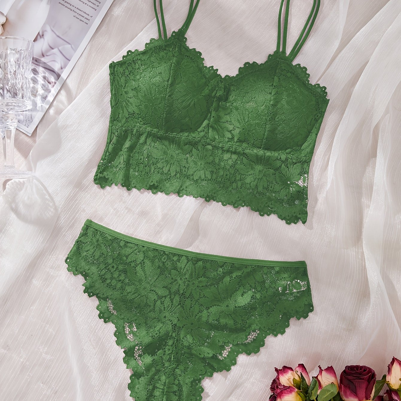 Women’s Lace Sunflower Suspender Lingerie Set No Steel Ring Monochrome