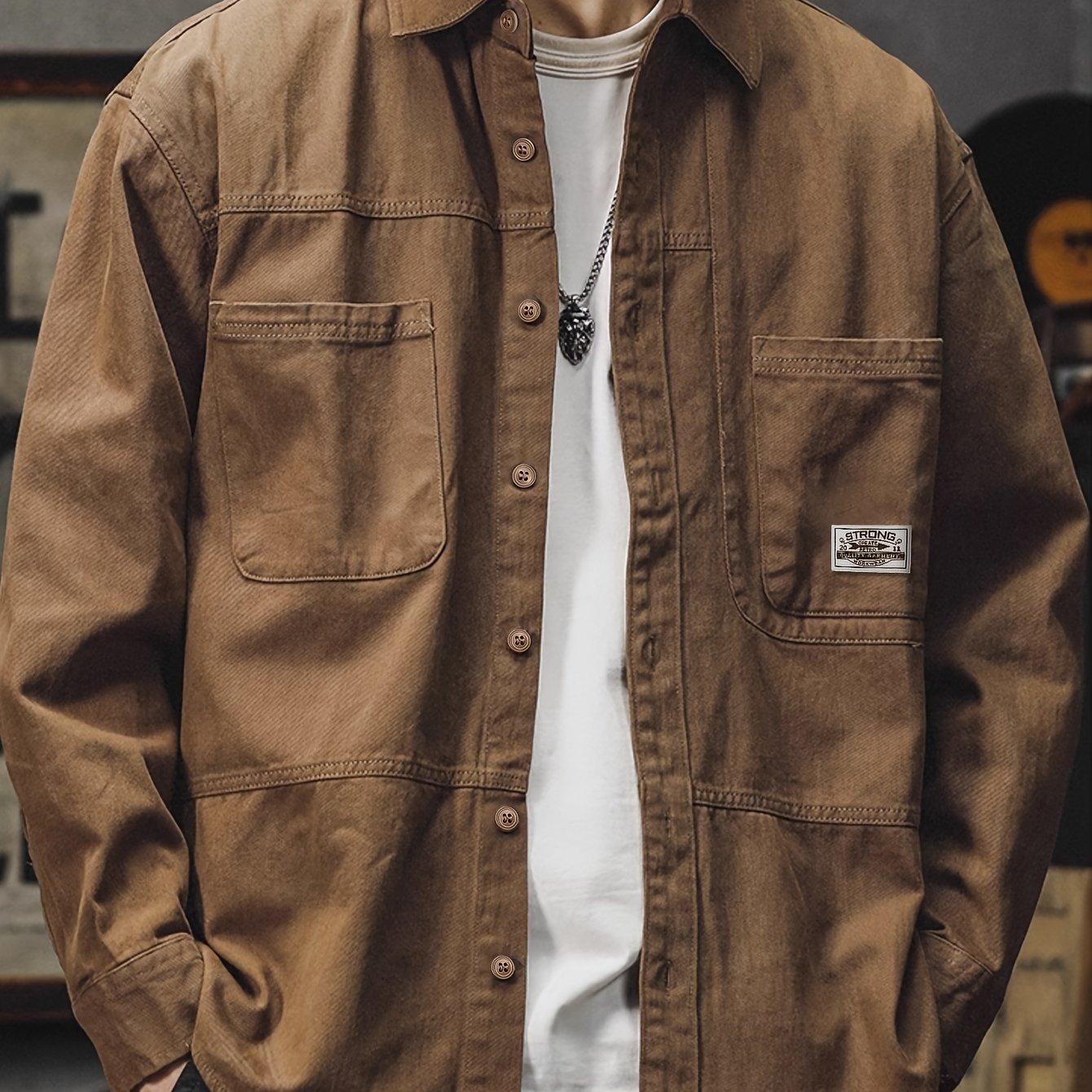 Erkaklar uchun 100% paxta kargo ko'ylagi, yorliq yamoqi bilan, bahor va kuz uchun mukammal, tasodifiy retro sovg'a