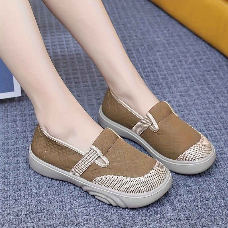 Women's Canvas Shoes Lightweight Slip-On Flats for Spring and Autumn