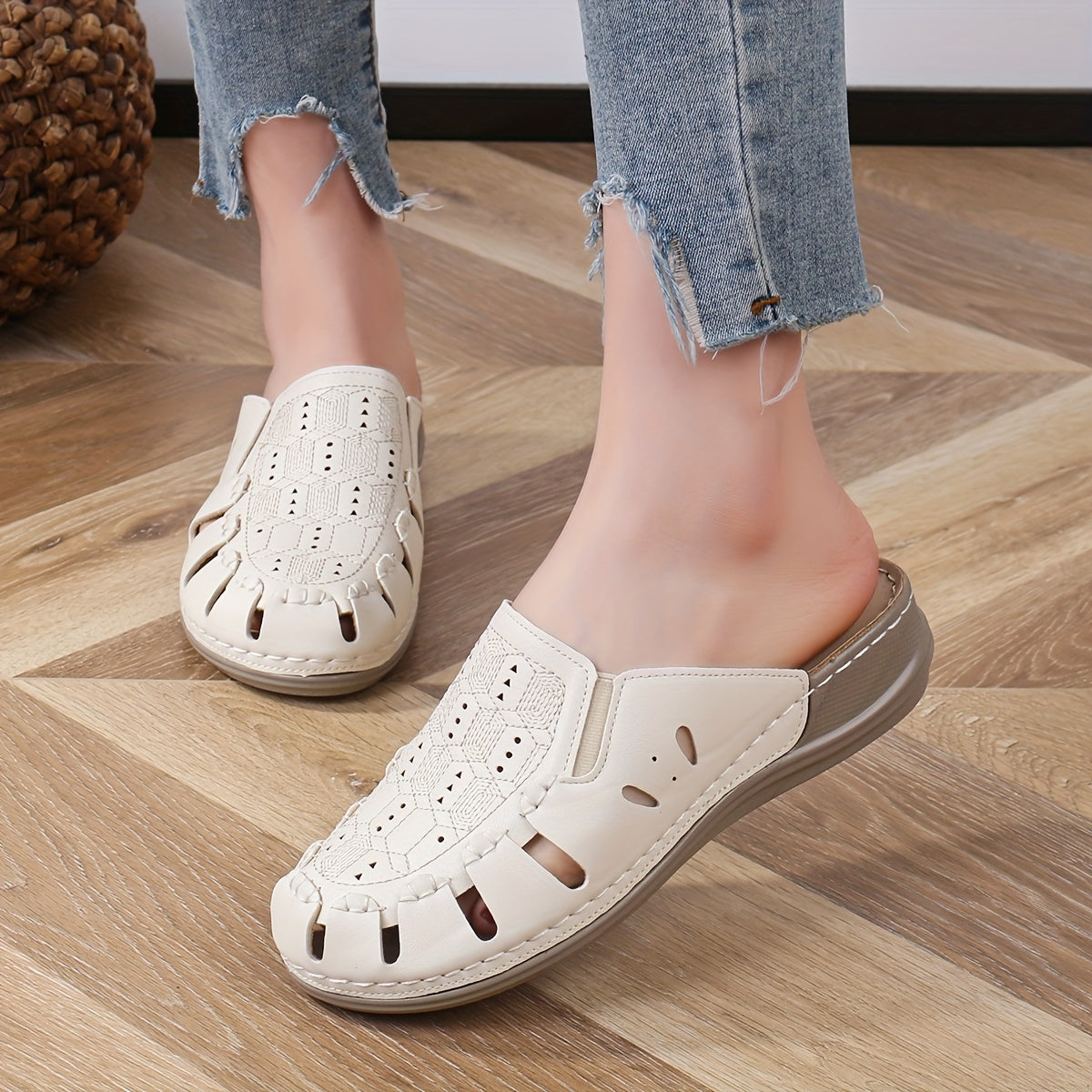 Women's Embroidered PU Slide Sandals Beige Wedge Casual Breathable