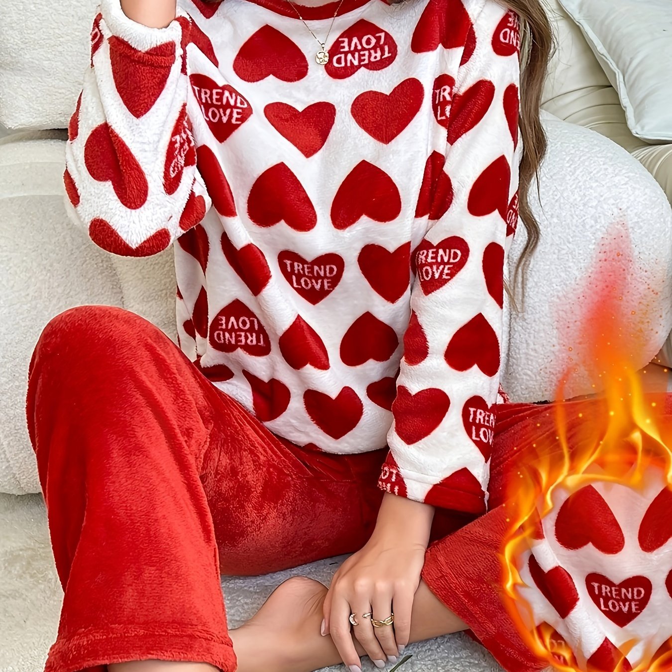 Ayollar uchun 100% polyester trikotaj pijama to'plamlari - naqshli krujka yengli ko'ylak va shimlar, kuz/qish uchun qulay flanel uy kiyimlari