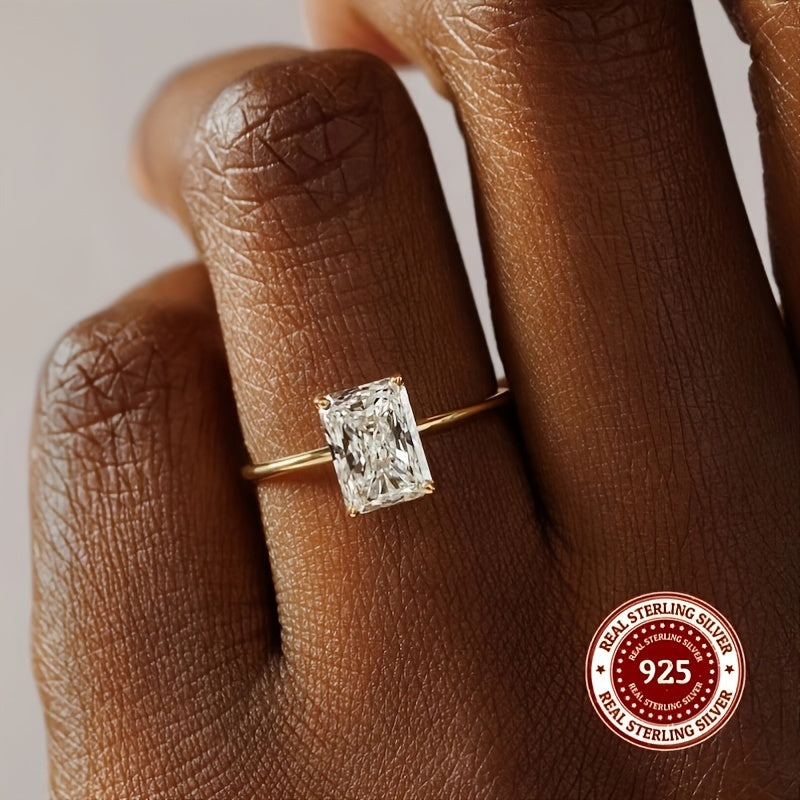 Стильное кольцо из 14-каратного золотого покрытия на стерлинговом серебре S925 с прямоугольным синтетическим кубическим цирконием, 2,5 г, доступно в 1CT/2CT/3CT - Идеальные элегантные украшения для отпуска в качестве подарков и на праздники.