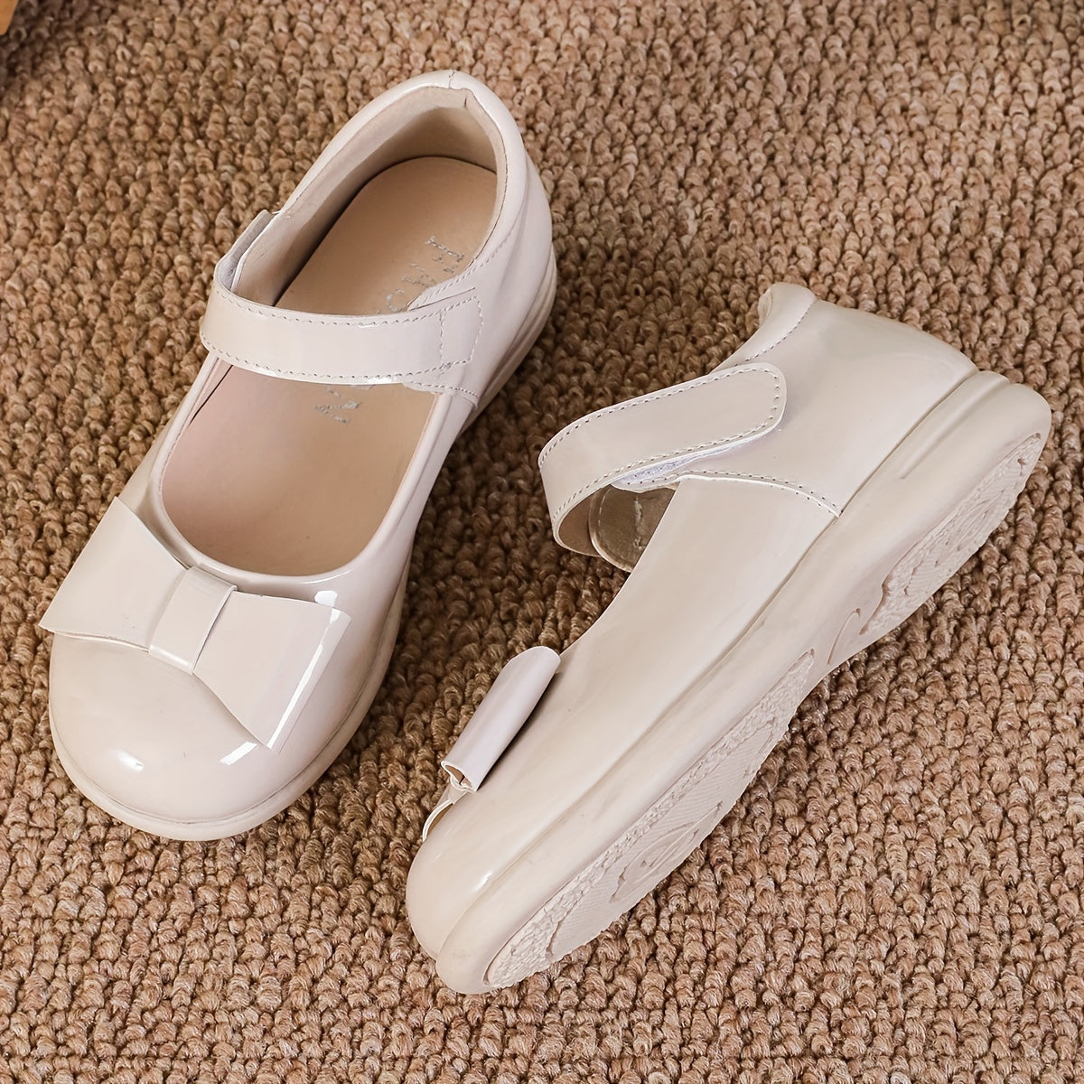Zapatos de niña tipo Mary Jane de color sólido, antideslizantes, de cuero para primavera y otoño