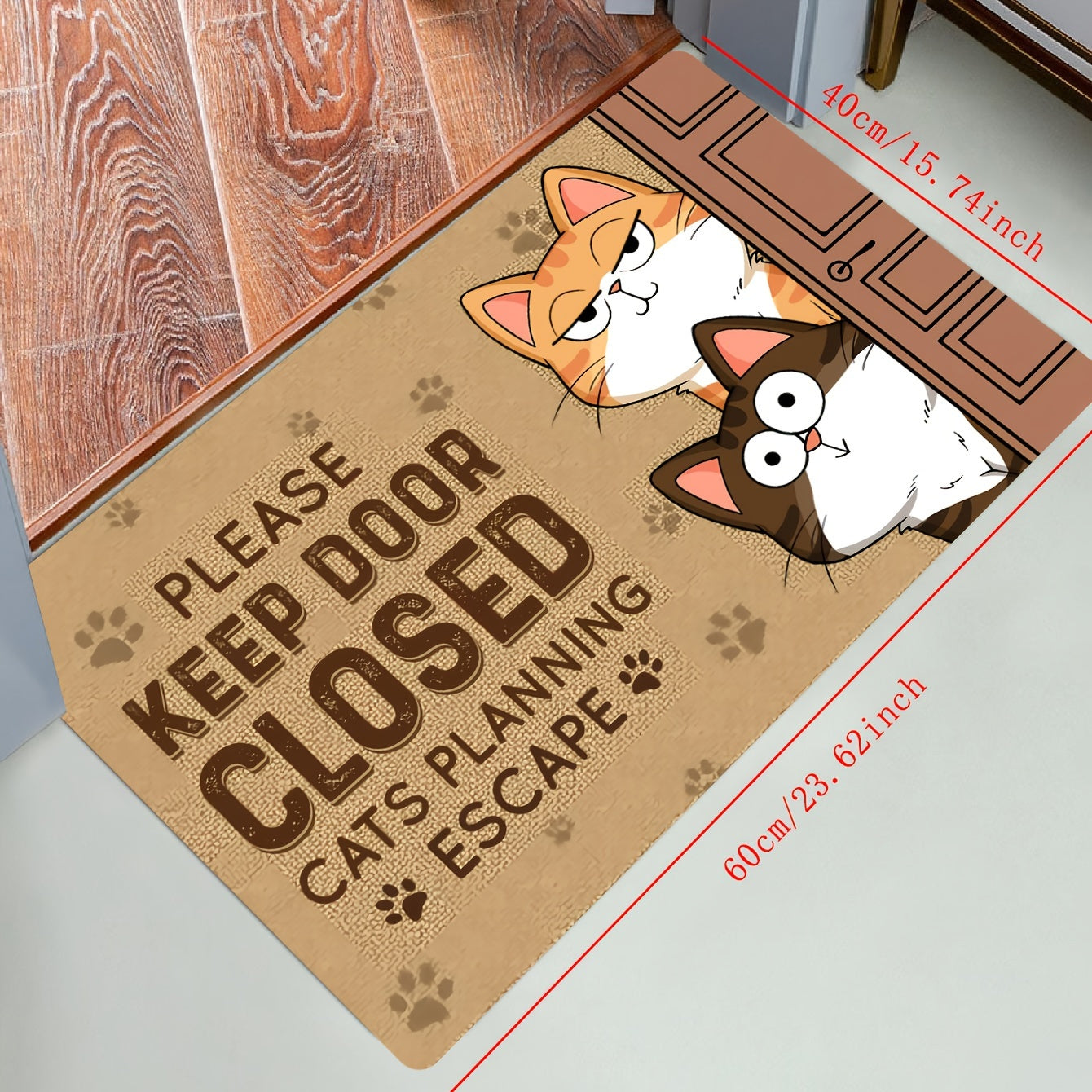 Встречайте гостей очаровательным ковриком с изображением кошек. Изготовлен из нескользящего, устойчивого к пятнам полиэфирного материала, легко чистится в стиральной машине, идеально подходит для декора дома.