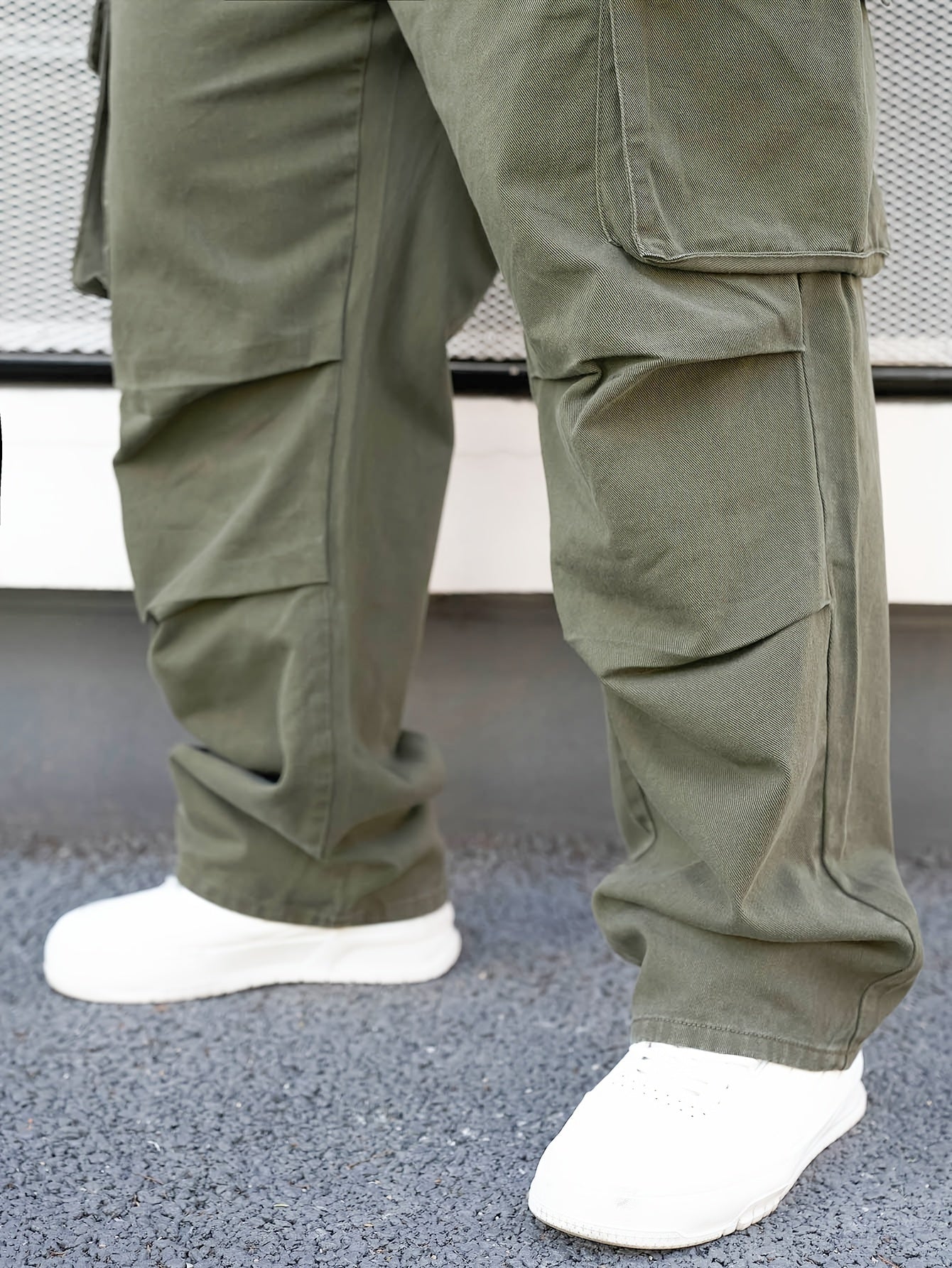 Men's Plus Size Casual Denim Cargo Pants with Loose Fit and Multiple Pockets