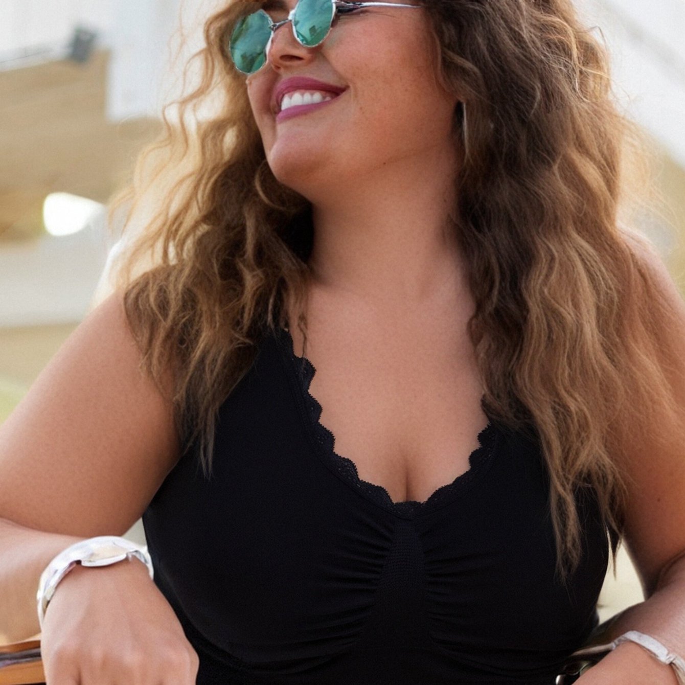 Бюстгальтер для женщин больших размеров бесшовный с высокой эластичностью для спорта, йоги и контроля живота, черный