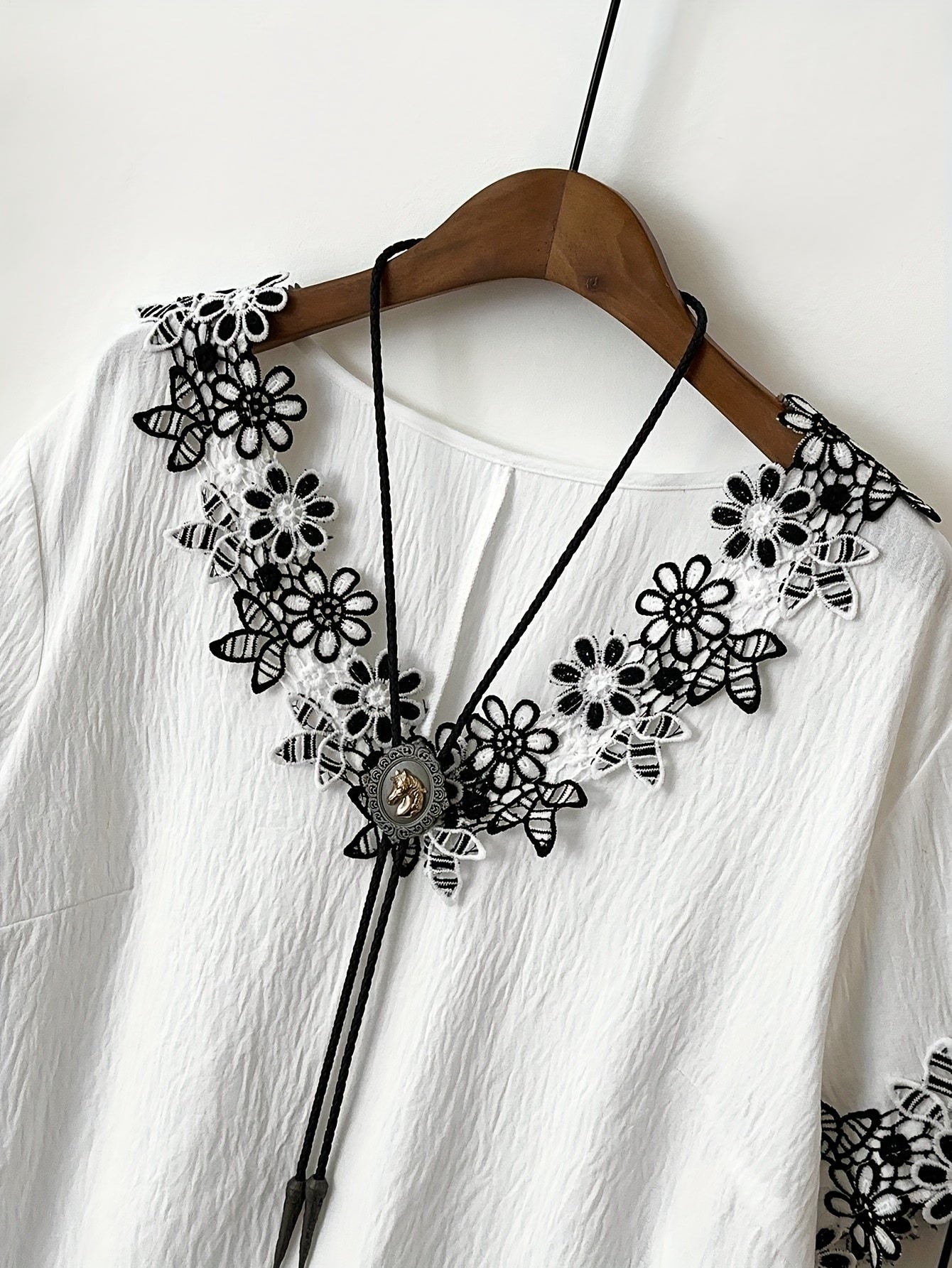 Plus Size Women's Lightweight V-Neck Blouse With Floral Embroidery