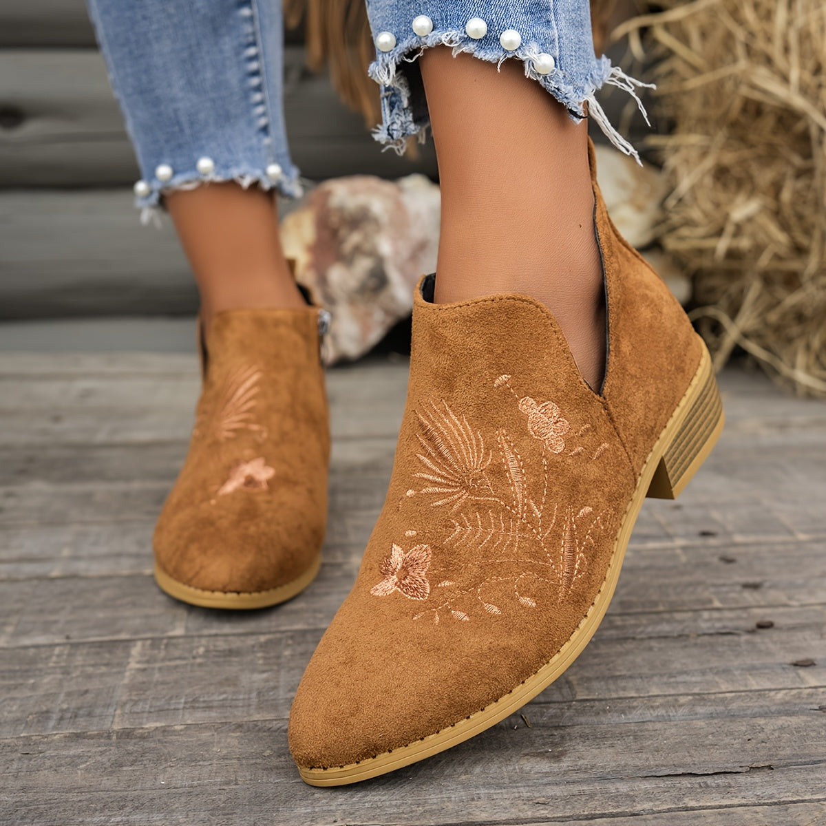 Women's Ankle Boots Embroidered Pointed Toe Side Zipper Mid-Heel Non-Slip Sole