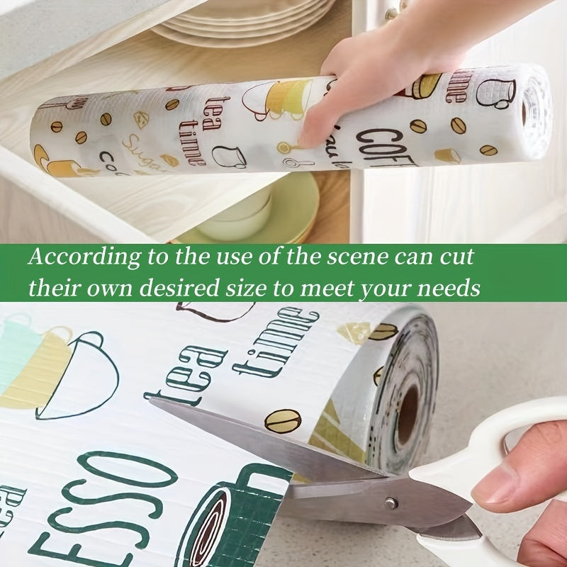 Kabinetlar, stol yuzalari va shkaflar uchun suv o'tkazmaydigan choyshab mato. Poyabzal shkaflari uchun maxsus qog'oz, namlikka chidamli va changga qarshi. Oshxona, muzlatgich va shkaf uchun sirpanmaydigan javon qoplami. Xonani bezash uchun uy jihozlari.