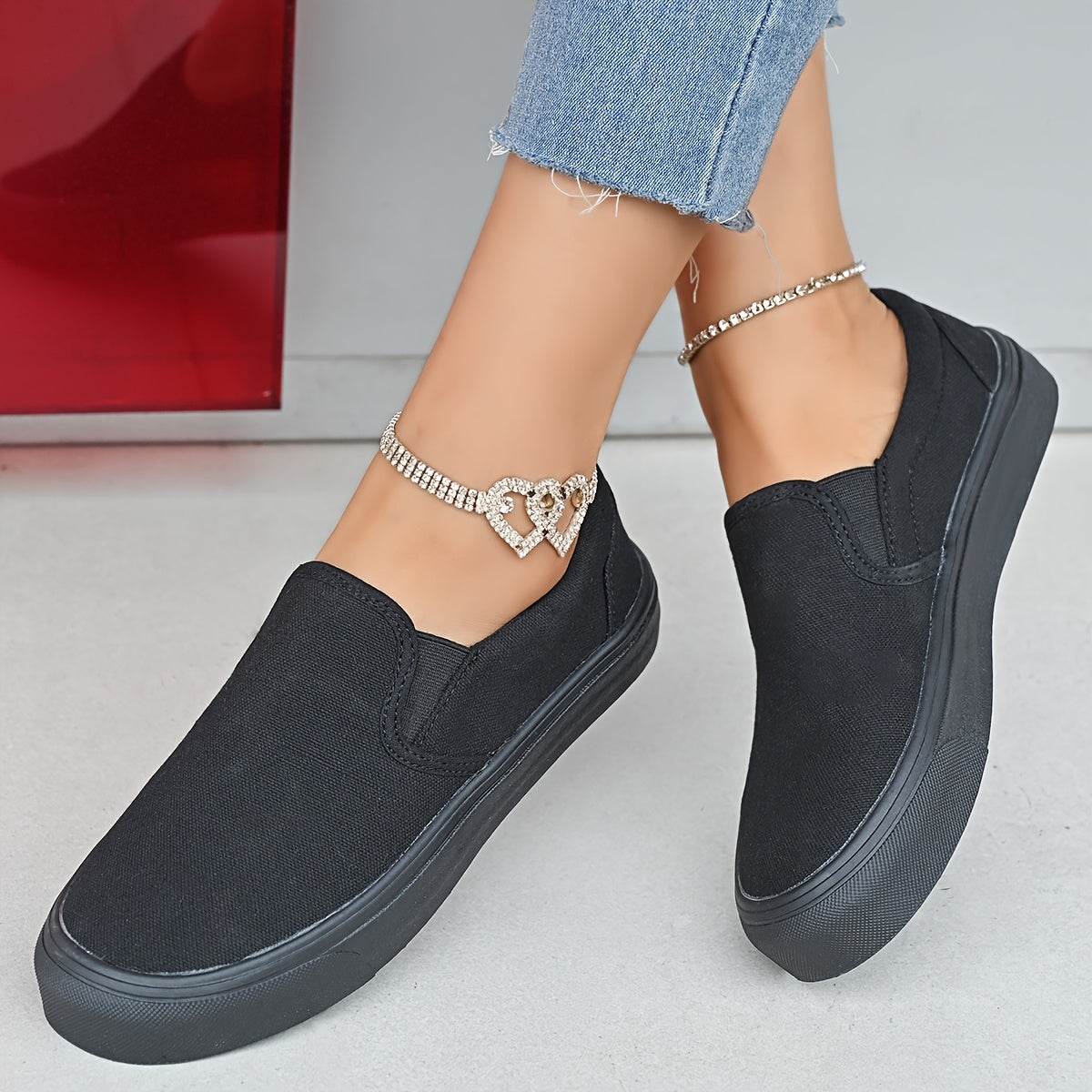 Women's White Slip-On Sneakers Low Top Casual Shoes with Thick Sole
