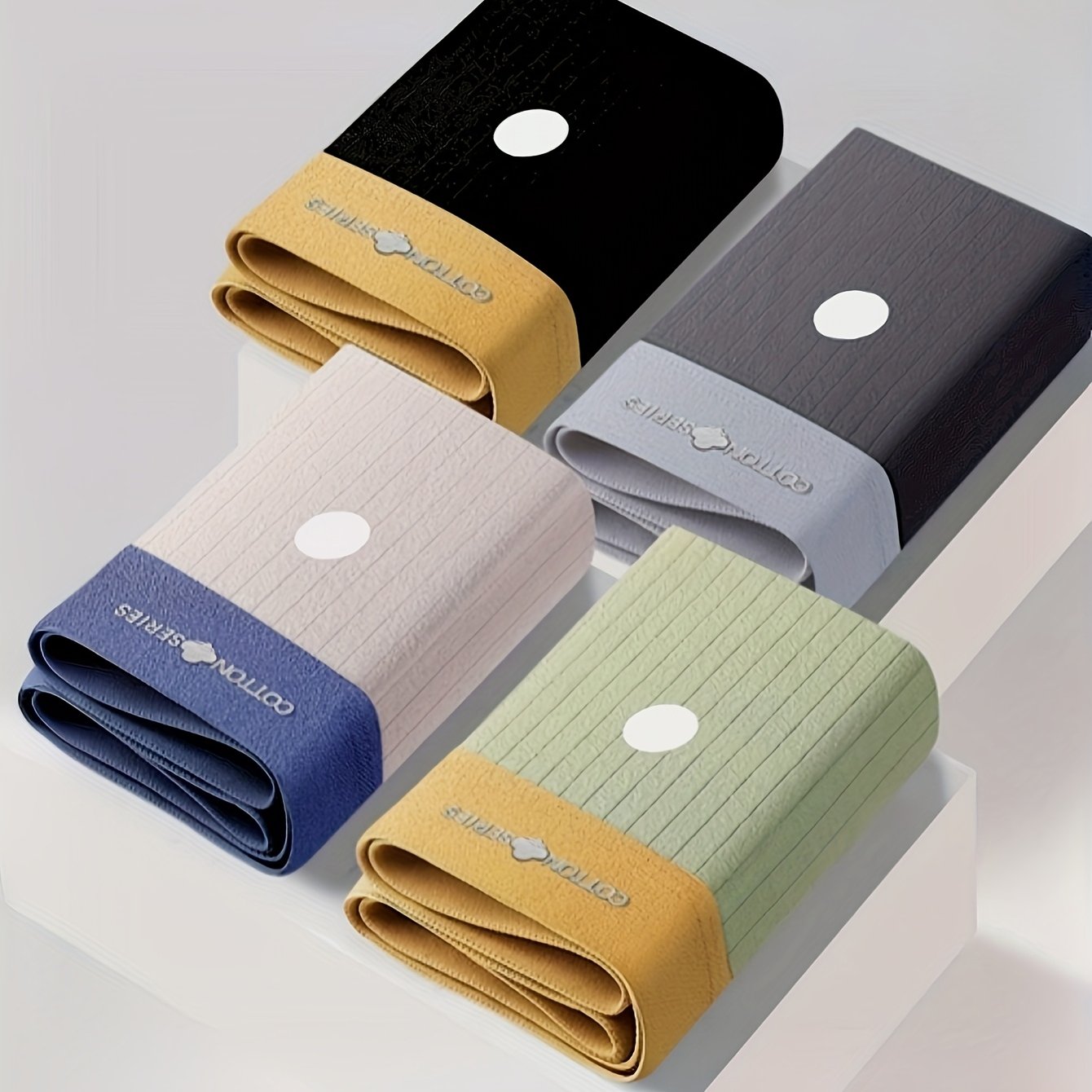 4-Pack Erkaklar Paxta Qisqa Shortlari, O'rta Cho'ziluvchan Trikotaj Matolari va Tasodifiy Chiziqli Dizayni bilan, 140gsm og'irlikda Yengil va Havo O'tkazuvchi.