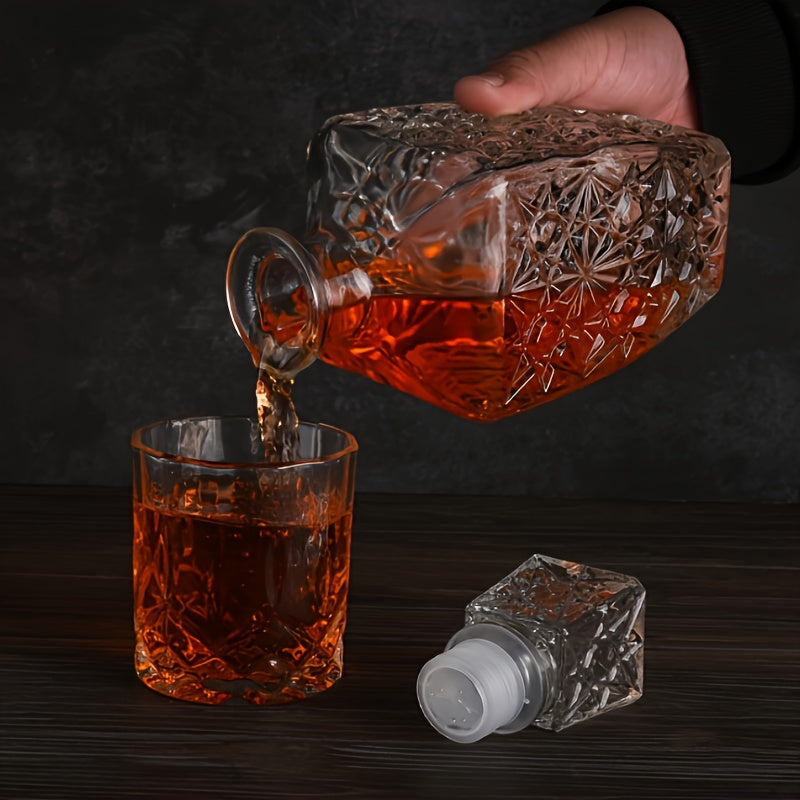 Glass Decanter 800ML for Whiskey Cocktails and Liqueurs Bar Restaurant Party