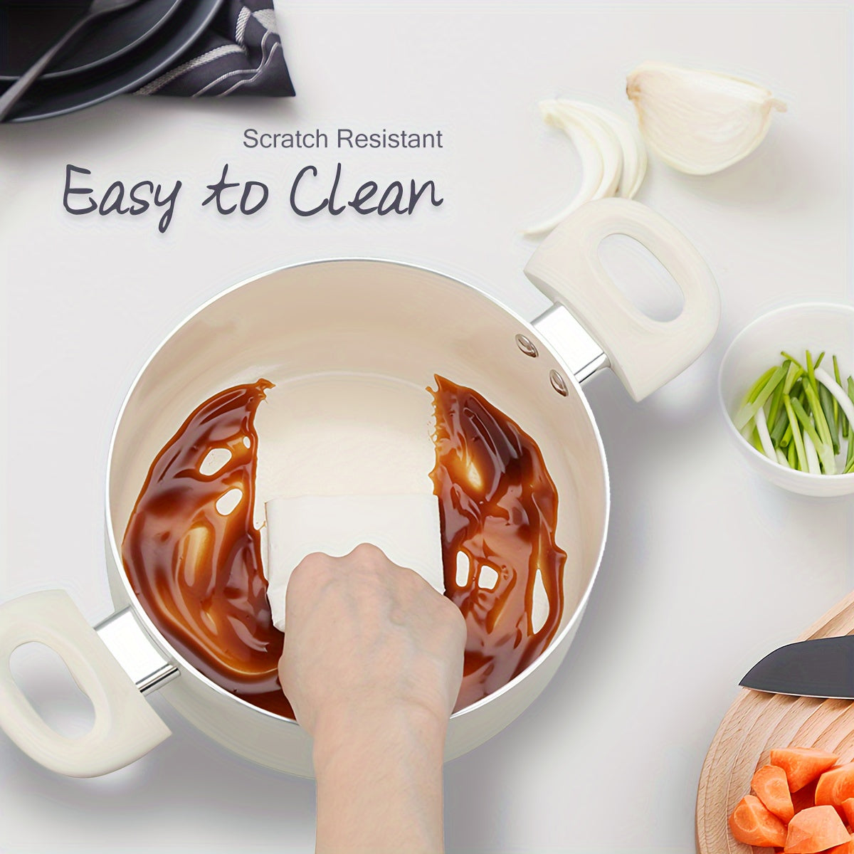 Set of 4 Aluminum Non-Stick Cookware Pieces with Lids 1.5QT and 3QT Ceramic Saucepan