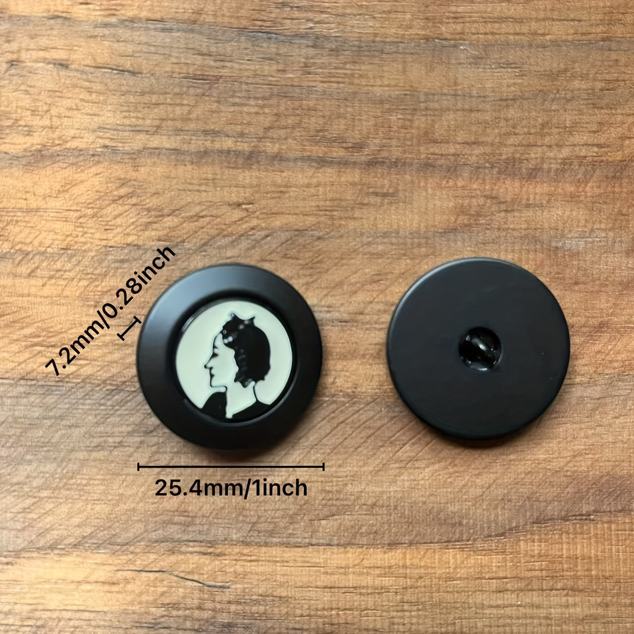 Set of 5 Black Resin Buttons with Portrait Design for Clothing and Crafts