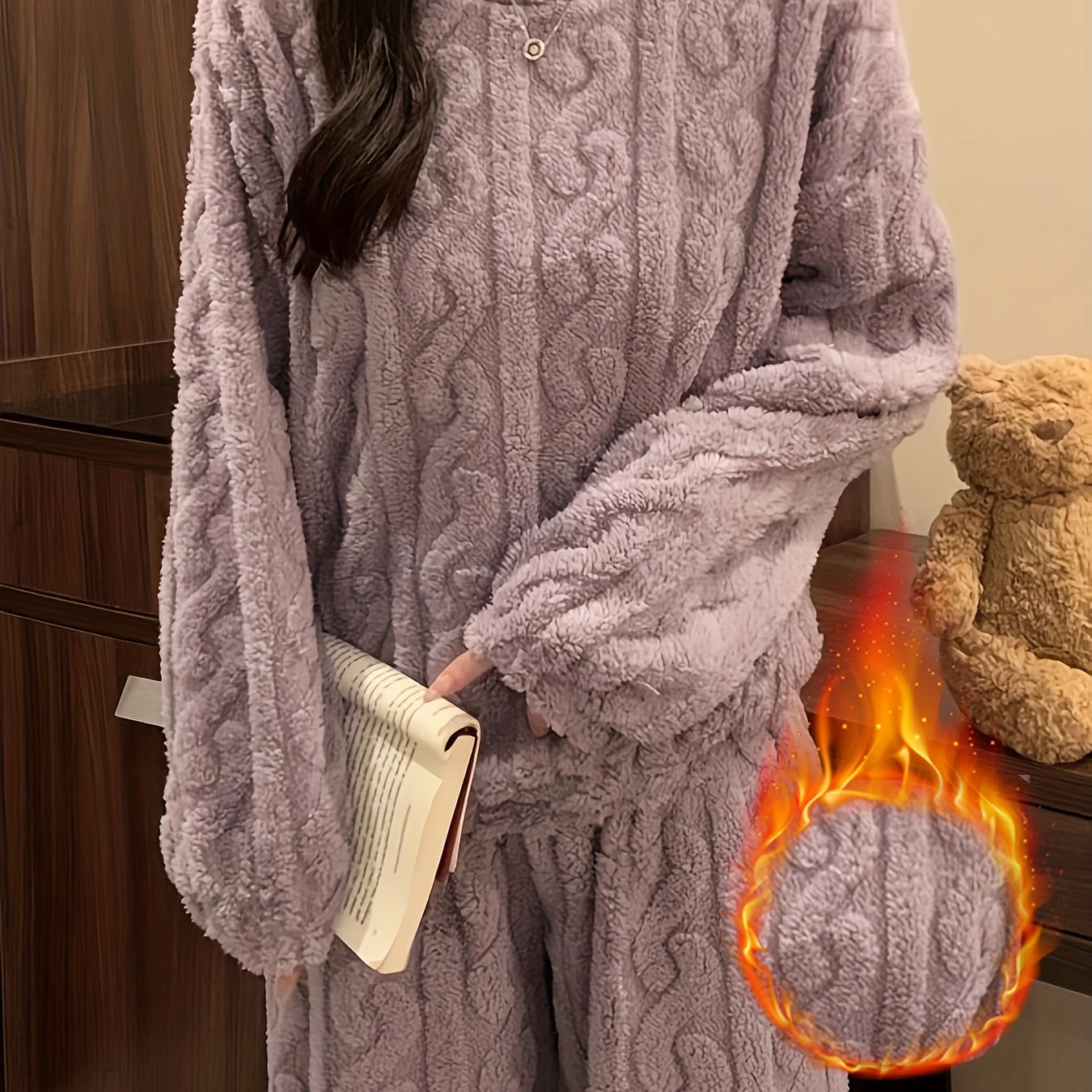 Girls' Fall Winter Coral Velvet Jacquard Pajama Set with Padded Top and Pants