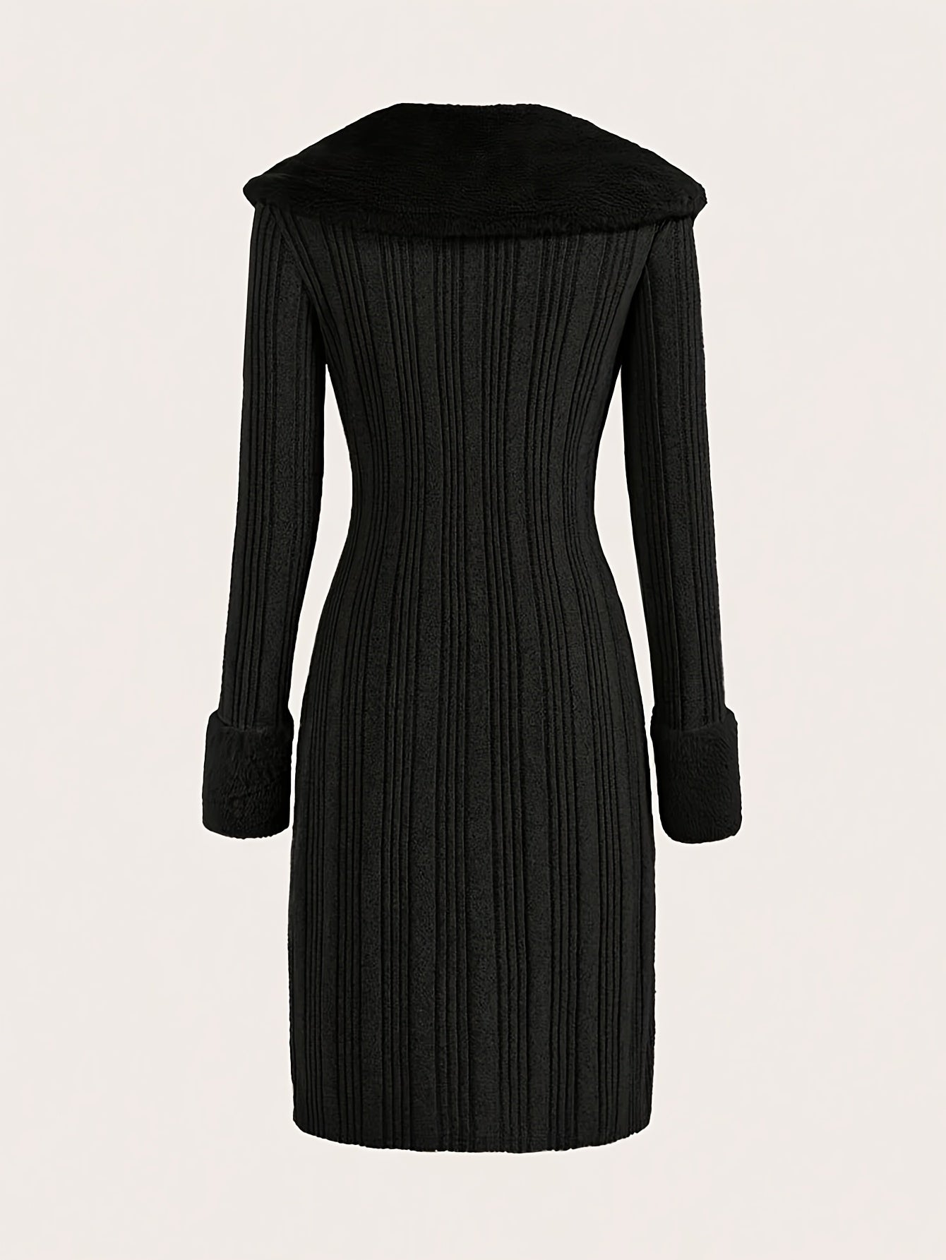 Uzoq yengli, uslubiy polyester palto, soxta mo'ynali yaka bilan, barcha fasllar uchun mukammal.