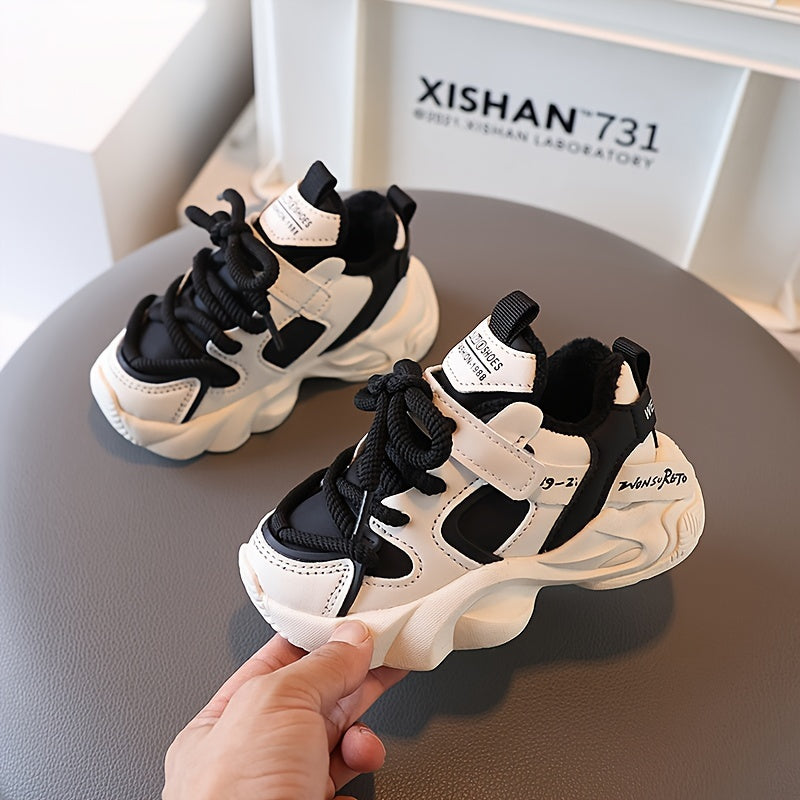 Qishki iliq pastki sport poyabzallari o'g'il bolalar uchun, yopishqoq tasma bilan, qalinlashtirilgan PU ustki qismi, PVC taglik, yumshoq mato astar, oq va jigarrang tasodifiy poyabzallar, bolalar va yurishni o'rganayotgan chaqaloqlar uchun.