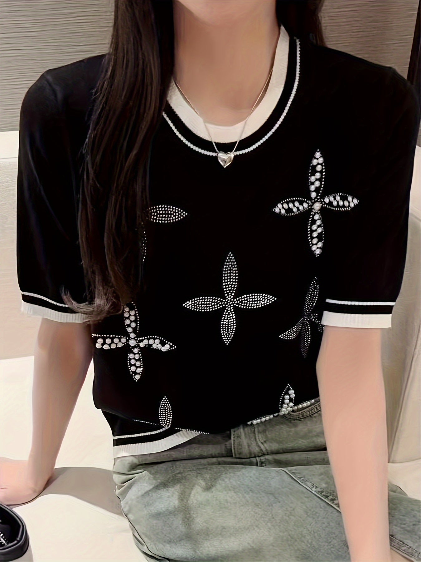 Women's Beaded Rhinestone Crew Neck Knit Top Short Sleeve Spring Summer Casual