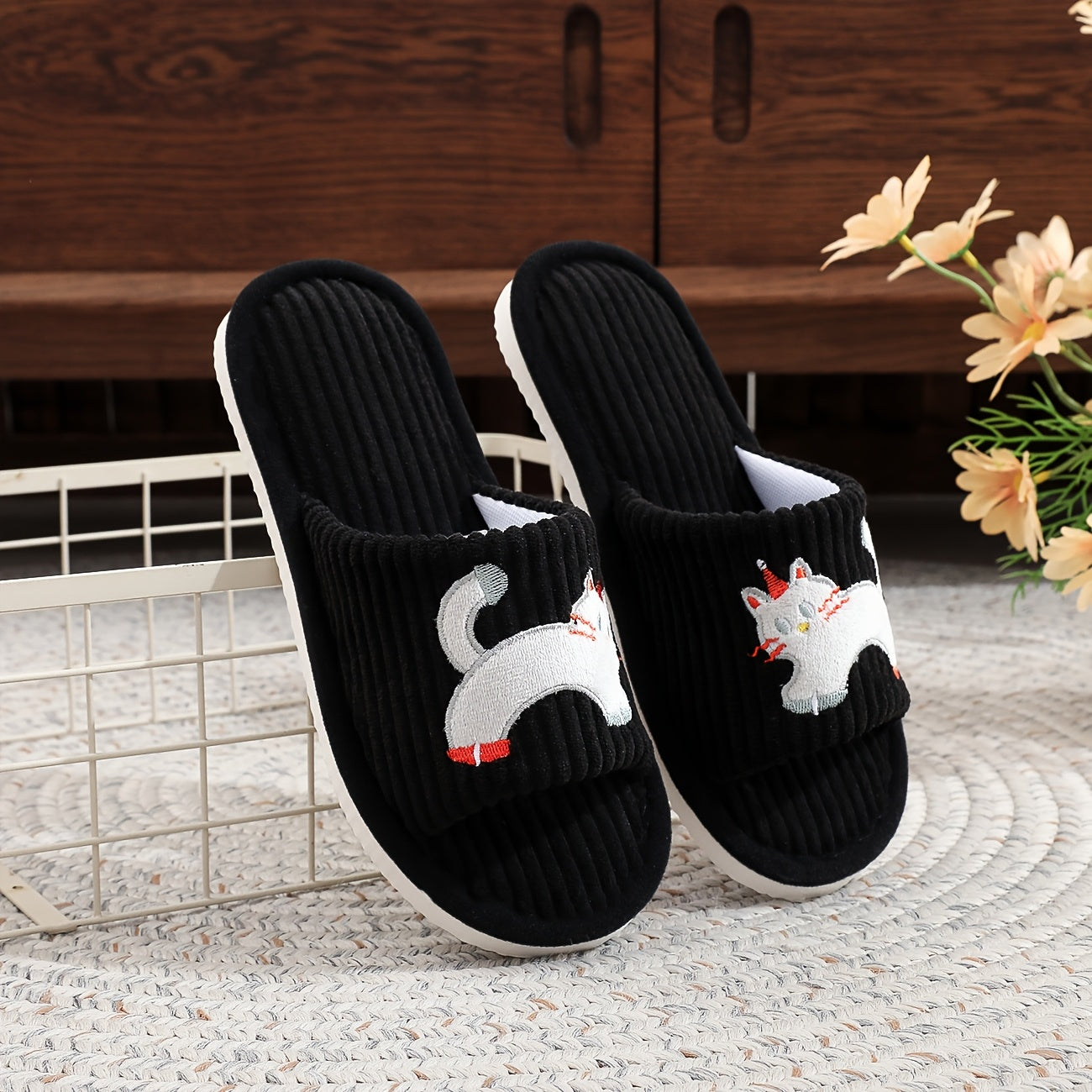 Ayollar uchun ichki chanoq poyabzal yumshoq mato qalin tag barcha mavsumlar uchun qulay