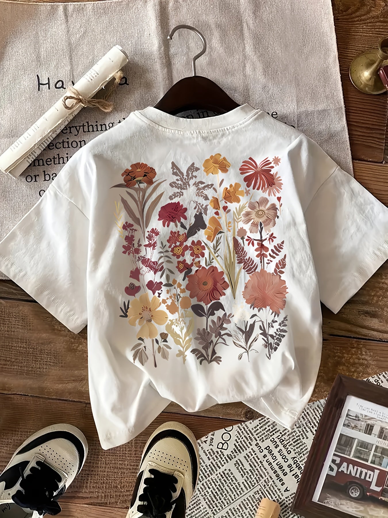 Women's Cotton Floral Graphic T-Shirt with Autumn Print Crew Neck Short Sleeve Casual